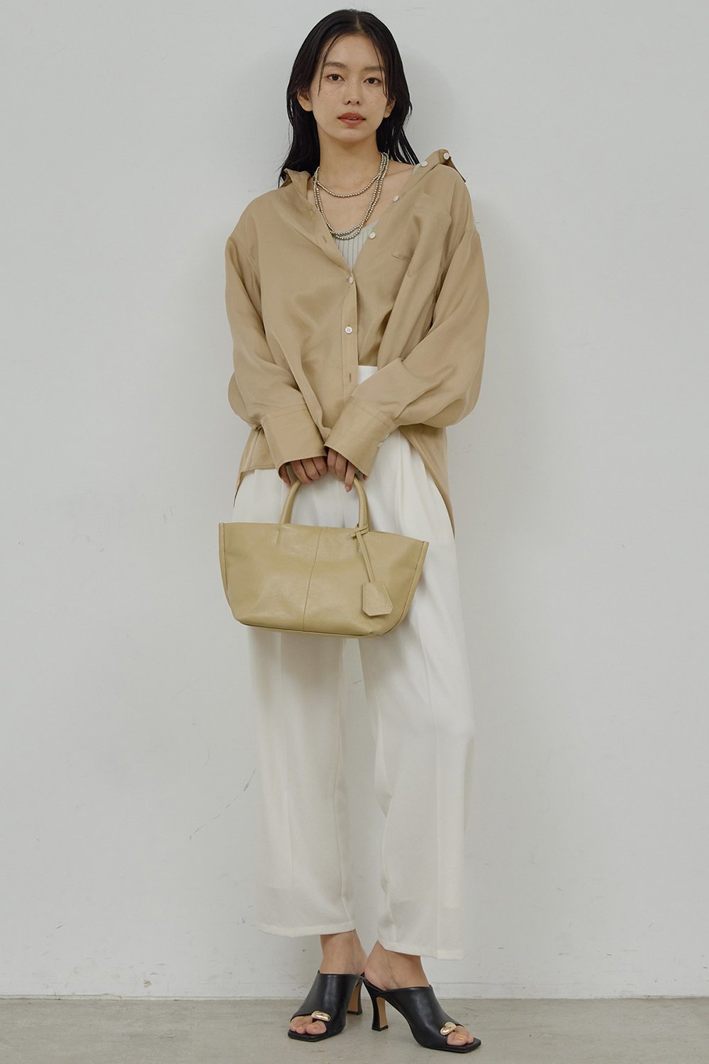 【ガリャルダガランテ/GALLARDAGALANTE】のリブニットキャミソール 人気、トレンドファッション・服の通販 founy(ファニー) 　ファッション　Fashion　レディースファッション　Fashion for Women　トップス・カットソー　Cut & Sew Tops　ニット　Knit Tops & Sweaters　キャミソール&ノースリーブ　Camisoles & Sleeveless Tops　シャツ・ブラウス・オフィスカジュアル　Elegant Blouses & Button-Ups　ロングTシャツ・Tシャツ　Longline T-Shirts & Tees　カットソー・ベーシックTシャツ　Cut-and-Sewn Tops / Stretch Tees & Basics　インナー　Innerwear　キャミソール　Camisole, Spaghetti Strap Top　シンプル　Simple, Minimal　タンク　Tank Top, Sleeveless Top　ベーシック　Basic, Essential　ラップ　Wrap, Wrap Design　エレガント 上品　Elegant　other-8|ID: prp329100004918813 ipo3291000000036897236