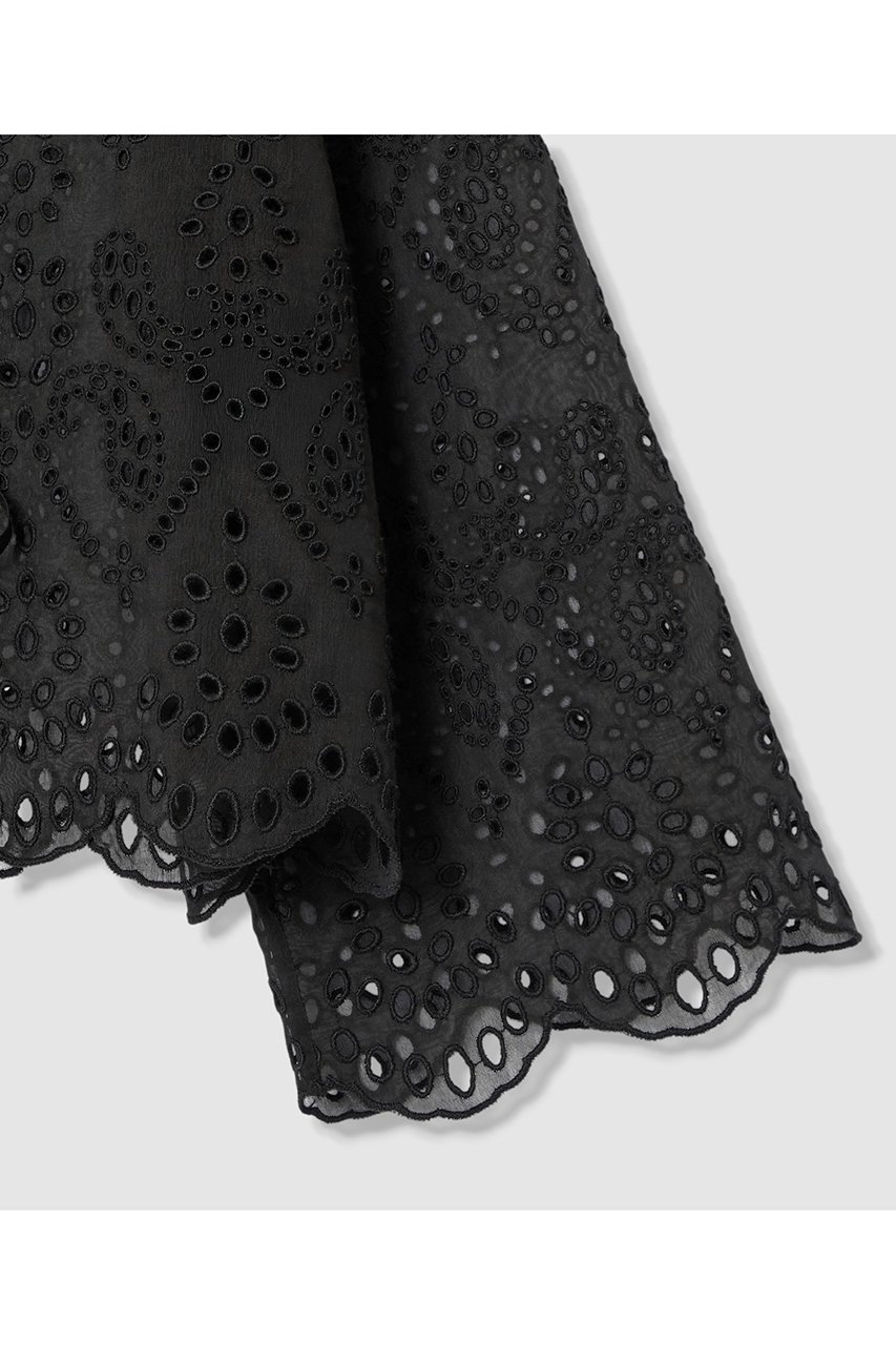 【アナイ/ANAYI】の【セットアップ対応商品】エンブロイダリーボレロ ブラウス 人気、トレンドファッション・服の通販 founy(ファニー) 　ファッション　Fashion　レディースファッション　Fashion for Women　アウター　Coat / Outerwear Collection　ボレロ・ショート丈ジャケット / ドレス羽織りに　Boleros & Short Jackets　トップス・カットソー　Cut & Sew Tops　シャツ・ブラウス・オフィスカジュアル　Elegant Blouses & Button-Ups　おすすめ　Recommended / Our Picks　インナー　Innerwear　エンブロイダリー　Embroidery Design　キャミソール　Camisole, Spaghetti Strap Top　シアー　Sheer, See-Through　シルク　Silk, 100% Silk　スリーブ　Sleeve, Long Sleeve / Short Sleeve　セットアップ　Set-Up, Coordinated Outfit　フロント　Front, Front Design　ボレロ　Bolero, Short Cardigan　リボン　Ribbon, Bow　ロング　Long, Long-Length　新作・新入荷　New Arrivals / New In　無地　Plain, Solid Color　other-5|ID: prp329100004918818 ipo3291000000036897491