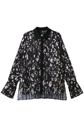 【アルアバイル/allureville】 OFFICINAバックプリーツブラウス大人の最旬トレンドファッション＆コーディネート founy(ファウニー) ファッション Fashion レディースファッション Fashion for Women トップス・カットソー Cut & Sew Tops シャツ・ブラウス・オフィスカジュアル Elegant Blouses & Button-Ups バッグ Bags おすすめ Recommended / Our Picks クラシカル Classical, Vintage-Inspired スタイリッシュ Stylish, Fashionable スリーブ Sleeve, Long Sleeve / Short Sleeve フロント Front, Front Design プリント Print, Printed Pattern プリーツ Pleats, Pleated ボトム Bottoms, Lower Wear モノトーン Monotone, Black and White ロング Long, Long-Length エレガント 上品 Elegant |ID:prp329100004918822