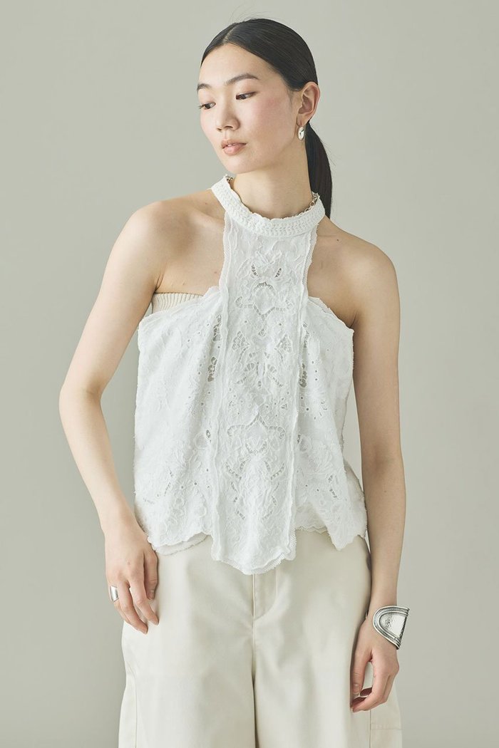 【カレンソロジー/Curensology】のジャカードエンブロイダリーブラウス インテリア・キッズ・メンズ・レディースファッション・服の通販 founy(ファニー) https://founy.com/ ファッション Fashion レディースファッション Fashion for Women トップス・カットソー Cut & Sew Tops キャミソール&ノースリーブ Camisoles & Sleeveless Tops シャツ・ブラウス・オフィスカジュアル Elegant Blouses & Button-Ups インド Indian Textile インナー Innerwear オーガンジー Organza Fabric ジャカード／ジャガード Jacquard, Woven Pattern チューブ Tube, Tube Top ノースリーブ Sleeveless, No-Sleeve フォルム Silhouette, Form フロント Front, Front Design メッシュ Mesh, Net Fabric リボン Ribbon, Bow ワーク Workwear, Utility Style 再入荷 Restock / Back in Stock |ID: prp329100004918841 ipo3291000000036897874