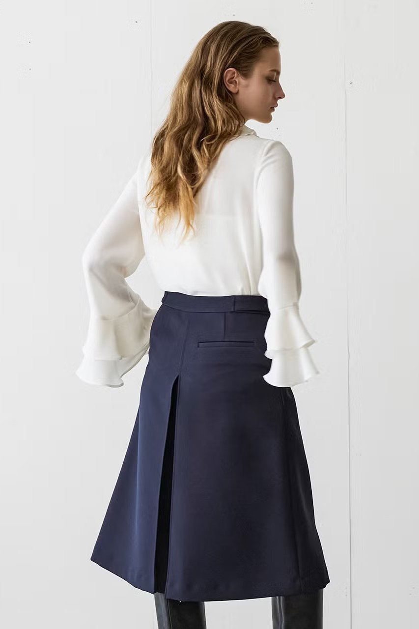 【ジェイドット/j.】のドレープアセテートフリルブラウス 人気、トレンドファッション・服の通販 founy(ファニー) ファッション Fashion レディースファッション Fashion for Women トップス・カットソー Cut & Sew Tops シャツ・ブラウス・オフィスカジュアル Elegant Blouses & Button-Ups スラックス Slacks, Dress Pants スリーブ Sleeve, Long Sleeve / Short Sleeve デニム Denim, Jeans Material ドレープ Drape, Draping Fabric フリル Frill, Ruffle フレア Flare, Flared ロング Long, Long-Length other-8|ID: prp329100004918875 ipo3291000000036898189