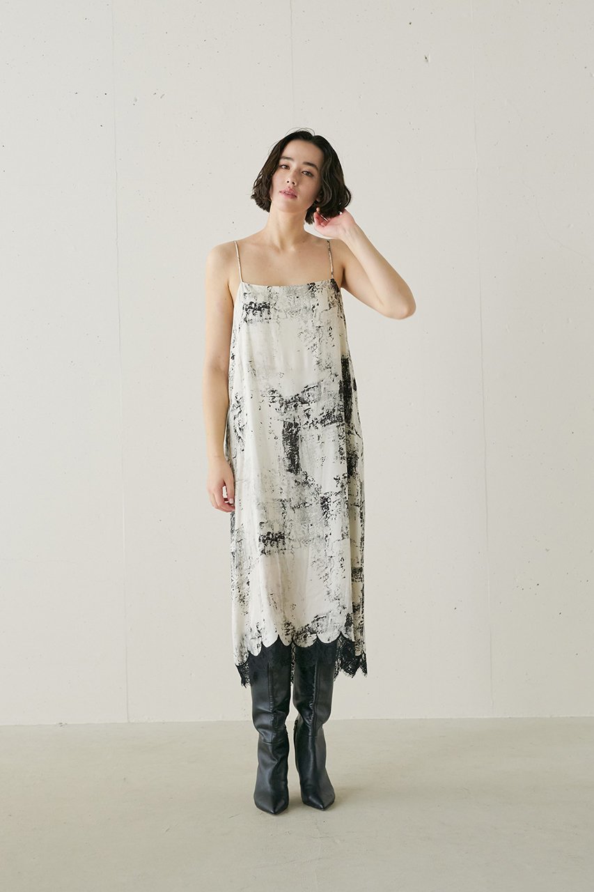 【ジェイドット/j.】のビスコースプリントキャミドレス 人気、トレンドファッション・服の通販 founy(ファニー) 　ファッション　Fashion　レディースファッション　Fashion for Women　ワンピース　Dresses　フォーマル・パーティードレス・結婚式用ドレス　Elegant & Casual Dresses　チュニック　Tunic Tops & Dresses　とろみ　Fluid, Flowy Fabric　インナー　Innerwear　ジャケット　Jacket, Outerwear　チュニック　Tunic, Long Top　ファブリック　Fabric, Textile　フェミニン　Feminine, Girly　プリント　Print, Printed Pattern　モダン　Modern, Contemporary　モノトーン　Monotone, Black and White　レース　Lace, Lace Fabric　ロング　Long, Long-Length　エレガント 上品　Elegant　other-7|ID: prp329100004918974 ipo3291000000036899025