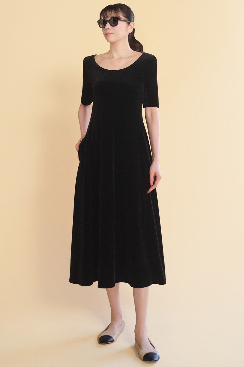 【デイジーリン/DAISY LIN】のDaisy Velour Dress “Day & Night” 人気、トレンドファッション・服の通販 founy(ファニー) 　ファッション　Fashion　レディースファッション　Fashion for Women　ワンピース　Dresses　フォーマル・パーティードレス・結婚式用ドレス　Elegant & Casual Dresses　チュニック　Tunic Tops & Dresses　おすすめ　Recommended / Our Picks　アクセサリー　Fashion Accessories　ウォッシャブル　Machine Washable　エレガント 上品　Elegant　ストレッチ　Stretch, Stretchy Fabric　チュニック　Tunic, Long Top　ベロア　Velour, Soft Velvet　ラウンド　Round, Round Neck　リラックス　Relax, Relaxed Fit　定番　Standard, Basic Item　新作・新入荷　New Arrivals / New In　other-7|ID: prp329100004919379 ipo3291000000036904571