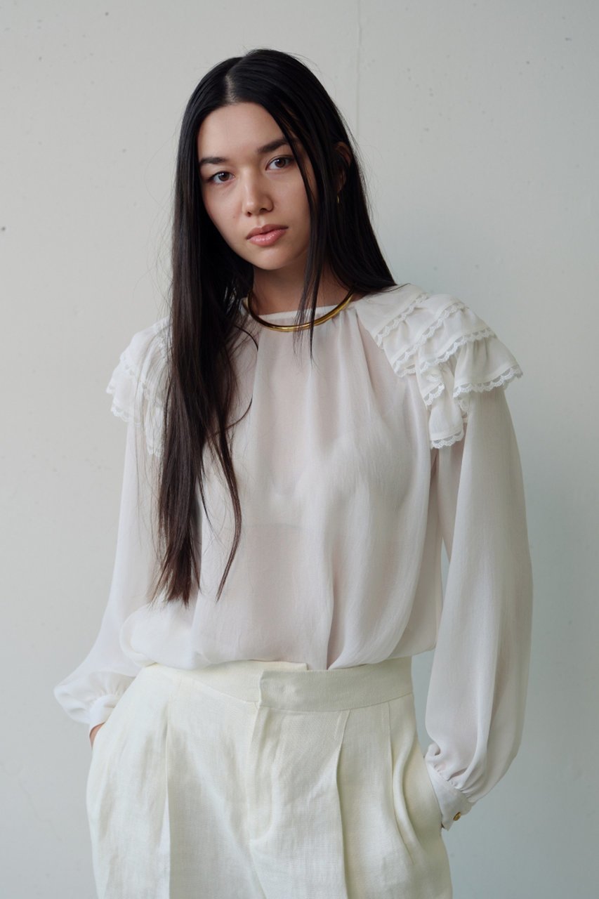 【ジェイドット/j.】のシアージョーゼット ショルダーフリルブラウス 人気、トレンドファッション・服の通販 founy(ファニー) 　ファッション　Fashion　レディースファッション　Fashion for Women　トップス・カットソー　Cut & Sew Tops　シャツ・ブラウス・オフィスカジュアル　Elegant Blouses & Button-Ups　エアリー　Airy Texture　カフス　Cuff Design　ギャザー　Gathered, Ruffled　シアー　Sheer, See-Through　ジョーゼット　Georgette, Semi-Sheer Fabric　スリーブ　Sleeve, Long Sleeve / Short Sleeve　デニム　Denim, Jeans Material　パーティ　Party, Party Style　フェミニン　Feminine, Girly　レース　Lace, Lace Fabric　ロング　Long, Long-Length　新作・新入荷　New Arrivals / New In　other-7|ID: prp329100004919431 ipo3291000000036905301