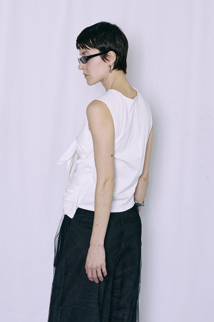 【メゾンスペシャル/MAISON SPECIAL】のKnot Sleeveless T-Shirt/ノットノースリーブTEE 人気、トレンドファッション・服の通販 founy(ファニー) ファッション Fashion レディースファッション Fashion for Women トップス・カットソー Cut & Sew Tops キャミソール&ノースリーブ Camisoles & Sleeveless Tops シャツ・ブラウス・オフィスカジュアル Elegant Blouses & Button-Ups ロングTシャツ・Tシャツ Longline T-Shirts & Tees カットソー・ベーシックTシャツ Cut-and-Sewn Tops / Stretch Tees & Basics ショート Short, Short Length シンプル Simple, Minimal スリーブ Sleeve, Long Sleeve / Short Sleeve タンク Tank Top, Sleeveless Top ノースリーブ Sleeveless, No-Sleeve バランス Balance, Style Balance リボン Ribbon, Bow 新作・新入荷 New Arrivals / New In other-8|ID: prp329100004919469 ipo3291000000036905769
