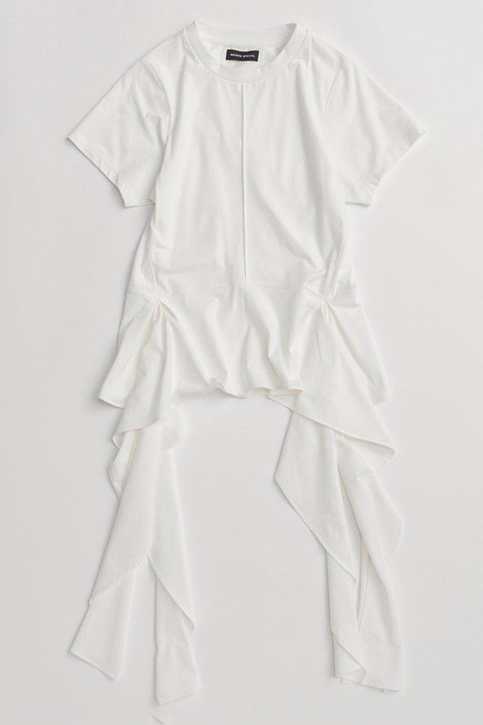 【メゾンスペシャル/MAISON SPECIAL】のRuffle Hem T-Shirt/ラッフルヘムTシャツ インテリア・キッズ・メンズ・レディースファッション・服の通販 founy(ファニー) https://founy.com/ ファッション Fashion レディースファッション Fashion for Women トップス・カットソー Cut & Sew Tops シャツ・ブラウス・オフィスカジュアル Elegant Blouses & Button-Ups ロングTシャツ・Tシャツ Longline T-Shirts & Tees カットソー・ベーシックTシャツ Cut-and-Sewn Tops / Stretch Tees & Basics なめらか Smooth, Silky Texture カットソー Cut and Sewn Top ショート Short, Short Length シンプル Simple, Minimal スラックス Slacks, Dress Pants スリーブ Sleeve, Long Sleeve / Short Sleeve デニム Denim, Jeans Material ハーフ Half, Half-Length ラッフル Ruffle, Frill 新作・新入荷 New Arrivals / New In |ID: prp329100004919470 ipo3291000000036905770