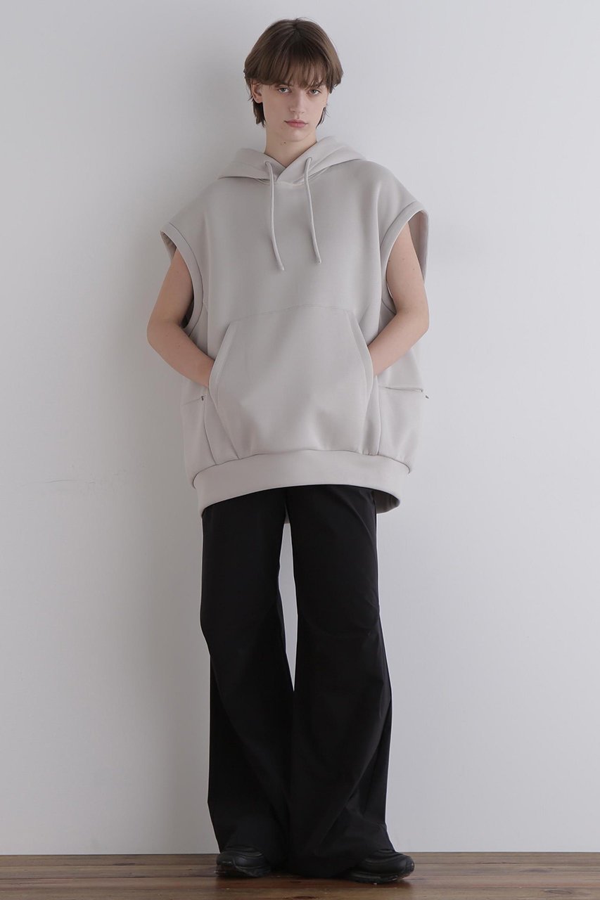 【ル フィル/LE PHIL】の《LE PHIL SPORTS》テックダンボールノースリフーディ 人気、トレンドファッション・服の通販 founy(ファニー) 　ファッション　Fashion　レディースファッション　Fashion for Women　トップス・カットソー　Cut & Sew Tops　シャツ・ブラウス・オフィスカジュアル　Elegant Blouses & Button-Ups　レディースパーカー・カジュアルフーディー　Casual Hoodies & Sweatshirts　ロングTシャツ・Tシャツ　Longline T-Shirts & Tees　スウェット・クルーネックトップス　Sweatshirts & Crewnecks / Relaxed Fit Sweat Tops　カットソー・ベーシックTシャツ　Cut-and-Sewn Tops / Stretch Tees & Basics　スタンダード　Standard, Basic　スポーティ　Sporty, Casual Athletic　スリット　Slit, Slit Detail　フォルム　Silhouette, Form　レイン　Rain, Rainproof　other-3|ID: prp329100004919565 ipo3291000000036907919