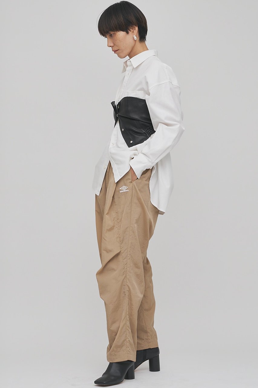 【ウィムガゼット/Whim Gazette】の【UMBRO×Whim Gazette】トラックパンツ 人気、トレンドファッション・服の通販 founy(ファニー) ファッション Fashion レディースファッション Fashion for Women パンツ Pants & Trousers おすすめ Recommended / Our Picks ギャザー Gathered, Ruffled クール Cool, Chic コラボ Collaboration, Collab スタンド Stand Collar, Upright Stand スポーツ Sports, Activewear スポーティ Sporty, Casual Athletic セットアップ Set-Up, Coordinated Outfit ブルゾン Blouson, Bomber Jacket メッシュ Mesh, Net Fabric other-4|ID: prp329100004919629 ipo3291000000036909065