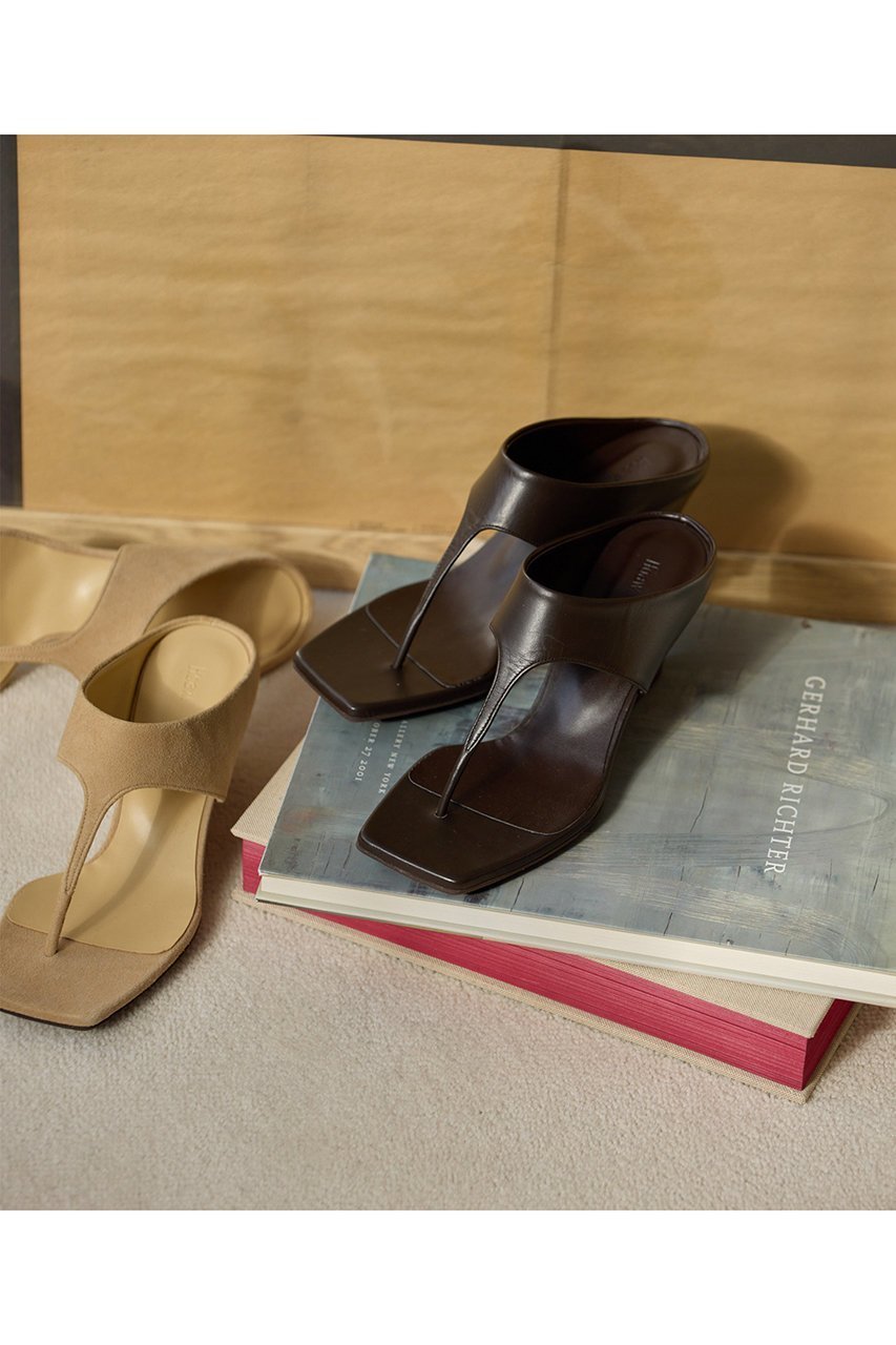 【ウィムガゼット/Whim Gazette】の【Hoaw.】ウェッジトングサンダル インテリア・キッズ・メンズ・レディースファッション・服の通販 founy(ファニー) ファッション Fashion レディースファッション Fashion for Women アクセサリー Fashion Accessories エレガント 上品 Elegant サンダル Sandals, Summer Shoes シューズ Shoes, Footwear シルク Silk, 100% Silk ダウン Down, Puffer トレンド Trend, Trending Now ドレス Dress, One-Piece なめらか Smooth, Silky Texture フィット Fit, Slim Fit 2026年 2026 ダークブラウン|ID: prp329100004919637 ipo3291000000036909197