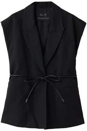 【ルームエイト/Room no.8】の【Room no.8 BLACK】LINEN ダブルブレスト ボリューム ジレ 人気、トレンドファッション・服の通販 founy(ファニー) ファッション Fashion レディースファッション Fashion for Women アウター Coat / Outerwear Collection レディースジャケット・軽アウター Jackets クール Cool, Chic ジャケット Jacket, Outerwear ダブル Double, Double-Breasted ベスト Vest, Waistcoat リネン Linen, Linen Fabric |ID:prp329100004919656