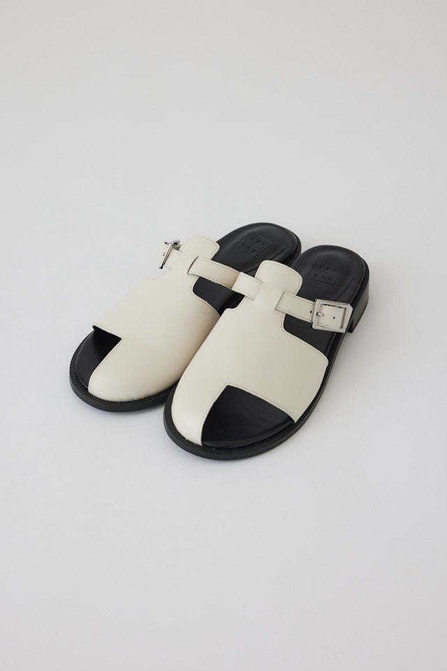 【リムアーク/RIM.ARK】のThumb leather flat sandal/フラットサンダル インテリア・キッズ・メンズ・レディースファッション・服の通販 founy(ファウニー) https://founy.com/ ファッション Fashion レディースファッション Fashion for Women サンダル Sandals, Summer Shoes バランス Balance, Style Balance フラット Flat, Flat Shoes モダン Modern, Contemporary リアル Real, Realistic |ID: prp329100004921311 ipo3291000000036921665