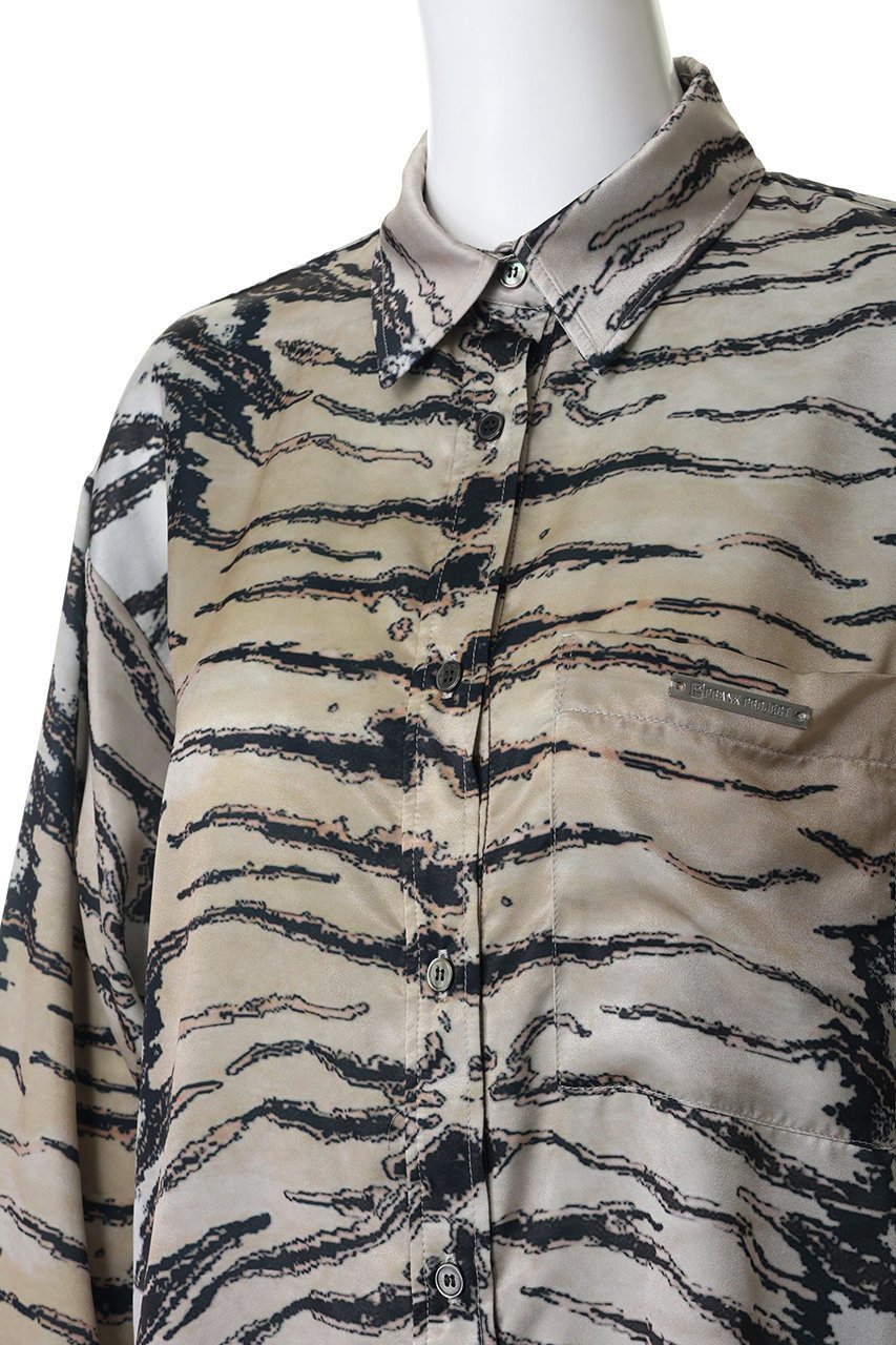 【プランク プロジェクト/PRANK PROJECT】のタイガープリントシャツ 人気、トレンドファッション・服の通販 founy(ファニー) 　ファッション　Fashion　レディースファッション　Fashion for Women　トップス・カットソー　Cut & Sew Tops　シャツ・ブラウス・オフィスカジュアル　Elegant Blouses & Button-Ups　おすすめ　Recommended / Our Picks　とろみ　Fluid, Flowy Fabric　サテン　Satin, Glossy Fabric　ジャケット　Jacket, Outerwear　スリーブ　Sleeve, Long Sleeve / Short Sleeve　プリント　Print, Printed Pattern　ロング　Long, Long-Length　羽織　Haori, Light Jacket　other-5|ID: prp329100004921618 ipo3291000000036925685