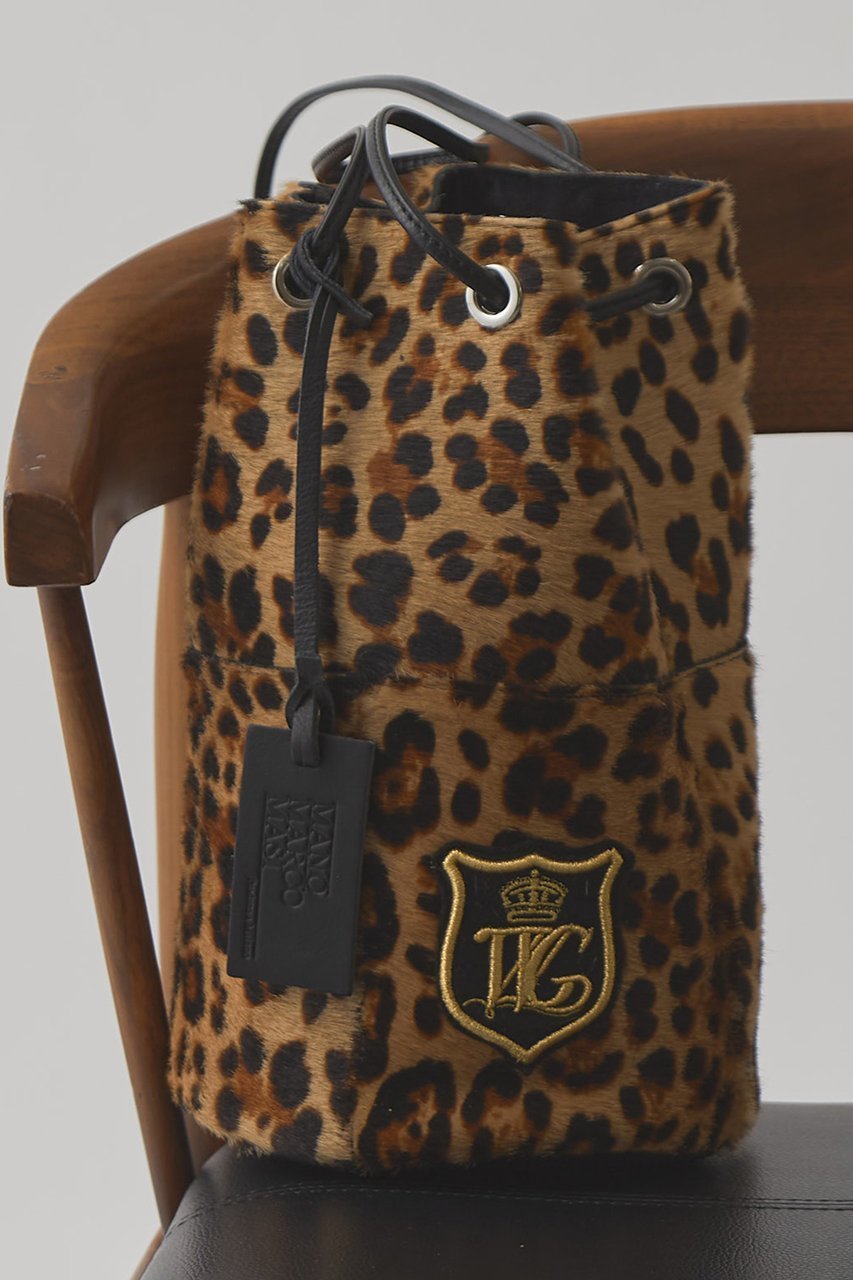 【ウィムガゼット/Whim Gazette】の【MARCO MASI】ヘアレザーワッペン巾着 人気、トレンドファッション・服の通販 founy(ファニー) ファッション Fashion レディースファッション Fashion for Women バッグ Bags イタリア Italy 巾着 Drawstring Bag, Kinchaku ショルダー Shoulder, Shoulder Strap シンプル Simple, Minimal 定番 Standard, Basic Item 人気 Popular, Best Seller バケツ Bucket, Bucket Style フォルム Silhouette, Form 別注 Limited Edition, Custom Order ミラノ Milano Style, Italian-Inspired レオパード Leopard, Animal Print エレガント 上品 Elegant other-5|ID: prp329100004921974 ipo3291000000036930482