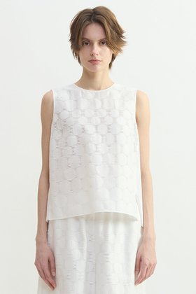 【プレインピープル/PLAIN PEOPLE】 ドットジャガードブラウス人気、トレンドファッション・服の通販 founy(ファニー) ファッション Fashion レディースファッション Fashion for Women トップス・カットソー Cut & Sew Tops シャツ・ブラウス・オフィスカジュアル Elegant Blouses & Button-Ups ショート Short, Short Length シンプル Simple, Minimal ジャカード／ジャガード Jacquard, Woven Pattern スリーブ Sleeve, Long Sleeve / Short Sleeve ドット Polka Dot, Dot Pattern フォルム Silhouette, Form 無地 Plain, Solid Color |ID:prp329100004922079