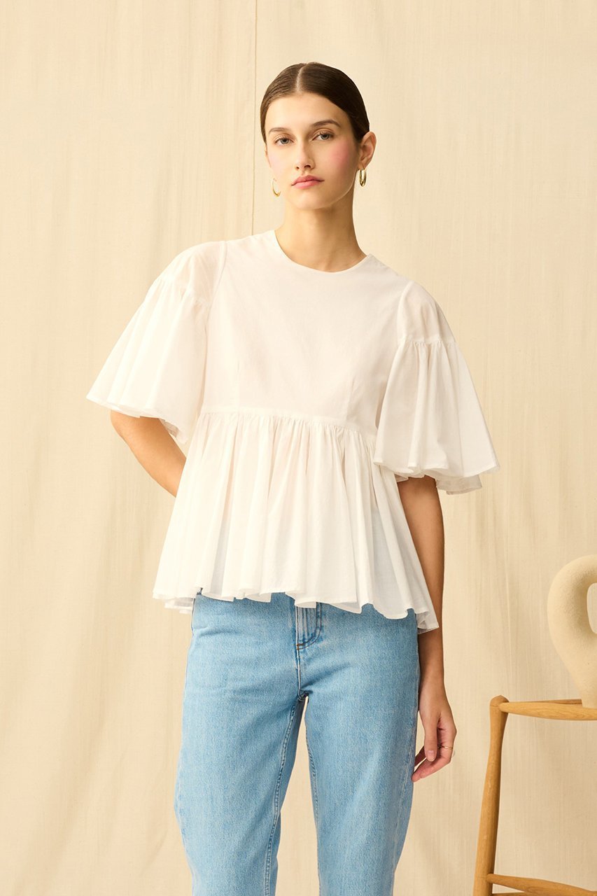 【マリハ/MARIHA】のフリージアのブラウス 人気、トレンドファッション・服の通販 founy(ファニー) 　ファッション　Fashion　レディースファッション　Fashion for Women　トップス・カットソー　Cut & Sew Tops　シャツ・ブラウス・オフィスカジュアル　Elegant Blouses & Button-Ups　ギャザー　Gathered, Ruffled　ショート　Short, Short Length　スリーブ　Sleeve, Long Sleeve / Short Sleeve　フォルム　Silhouette, Form　フレア　Flare, Flared　ペプラム　Peplum, Flared Hem　ラウンド　Round, Round Neck　新作・新入荷　New Arrivals / New In　春　Spring　other-7|ID: prp329100004922177 ipo3291000000036932716