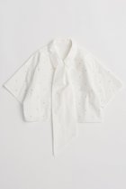 【メゾンスペシャル/MAISON SPECIAL】のStudded Half-Sleeve Bow Tie Shirt/スタッズハーフスリーブボウタイシャツ 人気、トレンドファッション・服の通販 founy(ファニー) ファッション Fashion レディースファッション Fashion for Women トップス・カットソー Cut & Sew Tops シャツ・ブラウス・オフィスカジュアル Elegant Blouses & Button-Ups なめらか Smooth, Silky Texture インナー Innerwear ガーリー Girly, Feminine Style ショート Short, Short Length ジャケット Jacket, Outerwear スリーブ Sleeve, Long Sleeve / Short Sleeve タイプライター Typewriter Fabric, Crisp Cotton リボン Ribbon, Bow ロング Long, Long-Length 新作・新入荷 New Arrivals / New In thumbnail WHT(ホワイト)|ID: prp329100004922187 ipo3291000000036932800