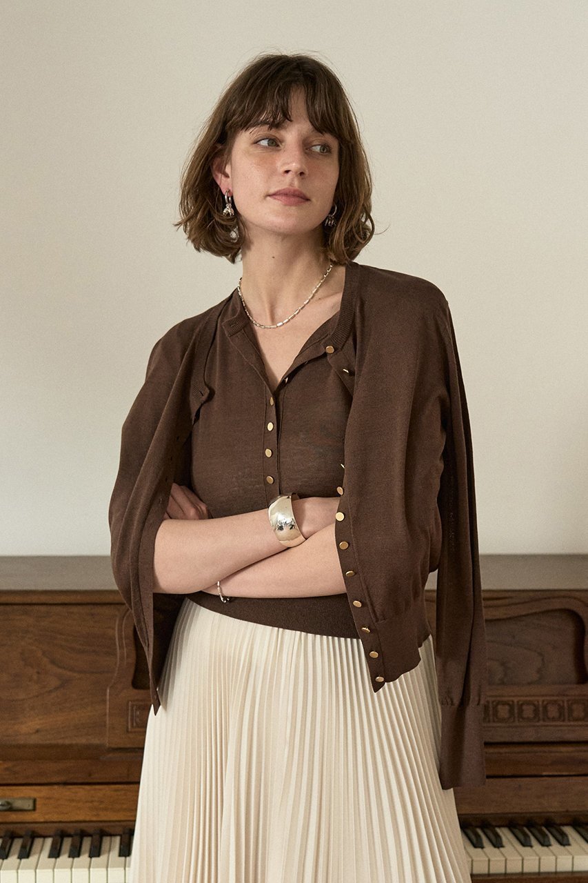 【デザイン ワークス/DESIGN WORKS】のシルク混べーシックショートカーディガン 人気、トレンドファッション・服の通販 founy(ファニー) 　ファッション　Fashion　レディースファッション　Fashion for Women　トップス・カットソー　Cut & Sew Tops　ニット　Knit Tops & Sweaters　カーディガン・羽織り　Layered Style Cardigans　おすすめ　Recommended / Our Picks　アンサンブル　Ensemble Set　カーディガン　Cardigan, Knitwear　コンパクト　Compact, Small Size　ショート　Short, Short Length　シルク　Silk, 100% Silk　ベーシック　Basic, Essential　ボトム　Bottoms, Lower Wear　夏　Summer　新作・新入荷　New Arrivals / New In　春　Spring　other-7|ID: prp329100004922221 ipo3291000000036933052