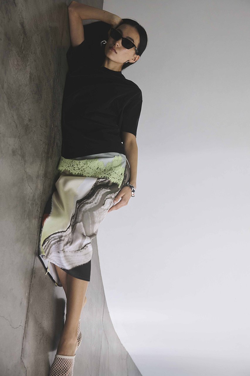 【メゾンスペシャル/MAISON SPECIAL】のBook Wave 2WAY High-Slit Skirt/Book wave2WAYハイスリットスカート 人気、トレンドファッション・服の通販 founy(ファニー) ファッション Fashion レディースファッション Fashion for Women スカート Skirts ロングスカート Long Skirts / Maxi & Midi Skirts おすすめ Recommended / Our Picks グラフィック Graphic, Graphic Design サテン Satin, Glossy Fabric スリット Slit, Slit Detail プリント Print, Printed Pattern ロング Long, Long-Length 新作・新入荷 New Arrivals / New In other-5|ID: prp329100004922265 ipo3291000000036933375