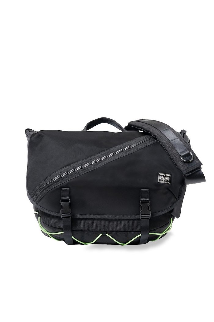 【ポーター ピーオーティーアール/PORTER POTR】の【PORTER】THINGS/シングス メッセンジャーバッグ インテリア・キッズ・メンズ・レディースファッション・服の通販 founy(ファニー) https://founy.com/ ファッション Fashion レディースファッション Fashion for Women バッグ Bags クッション Cushion, Throw Pillow コーティング Coating, Coated Finish 傘 Umbrella, Parasol ストレッチ Stretch, Stretchy Fabric スポーツ Sports, Activewear バイアス Bias, Diagonal Cut フォルム Silhouette, Form フラップ Flap, Flap Pocket フロント Front, Front Design ポケット Pocket, Pocket Detail ユニセックス Unisex, Genderless エレガント 上品 Elegant ビジネス 仕事 通勤 Business / Work / Commuting |ID: prp329100004922285 ipo3291000000036933561