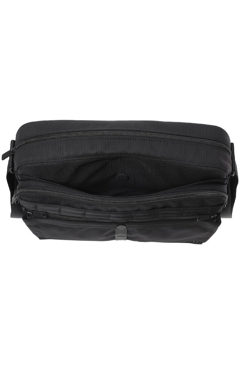 【その他のブランド/Other】の【4/16 11:00販売開始】【POTR】SCOPE/スコープ ユーティリティバッグ 人気、トレンドファッション・服の通販 founy(ファニー) 　ファッション　Fashion　レディースファッション　Fashion for Women　バッグ　Bags　クッション　Cushion, Throw Pillow　コレクション　Collection, Seasonal Line　コンパクト　Compact, Small Size　スマート　Smart, Elegant　フィット　Fit, Slim Fit　ポケット　Pocket, Pocket Detail　マグネット　Magnet, Magnetic Closure　ユニセックス　Unisex, Genderless　ワーク　Workwear, Utility Style　旅行　Travel　新作・新入荷　New Arrivals / New In　ビジネス 仕事 通勤　Business / Work / Commuting　other-3|ID: prp329100004922318 ipo3291000000036933873