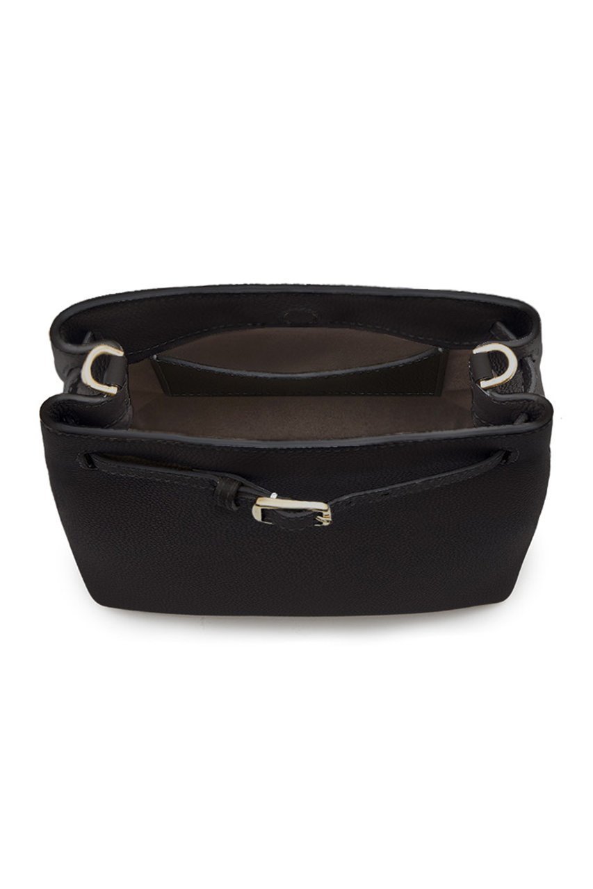 【ボナベンチュラ/BONAVENTURA】のクレア ショルダーバッグ シュリンクレザー 人気、トレンドファッション・服の通販 founy(ファニー) 　ファッション　Fashion　レディースファッション　Fashion for Women　バッグ　Bags　コンパクト　Compact, Small Size　軽量　Lightweight, Ultra Light　スカーフ　Scarf, Neckwear　チャーム　Charm, Pendant　フォルム　Silhouette, Form　ポケット　Pocket, Pocket Detail　マグネット　Magnet, Magnetic Closure　リラックス　Relax, Relaxed Fit　旅行　Travel　スーツケース キャリーケース　Suitcase / Carry Case　iPhone アイフォーン　iPhone　新作・新入荷　New Arrivals / New In　other-7|ID: prp329100004922368 ipo3291000000036934283