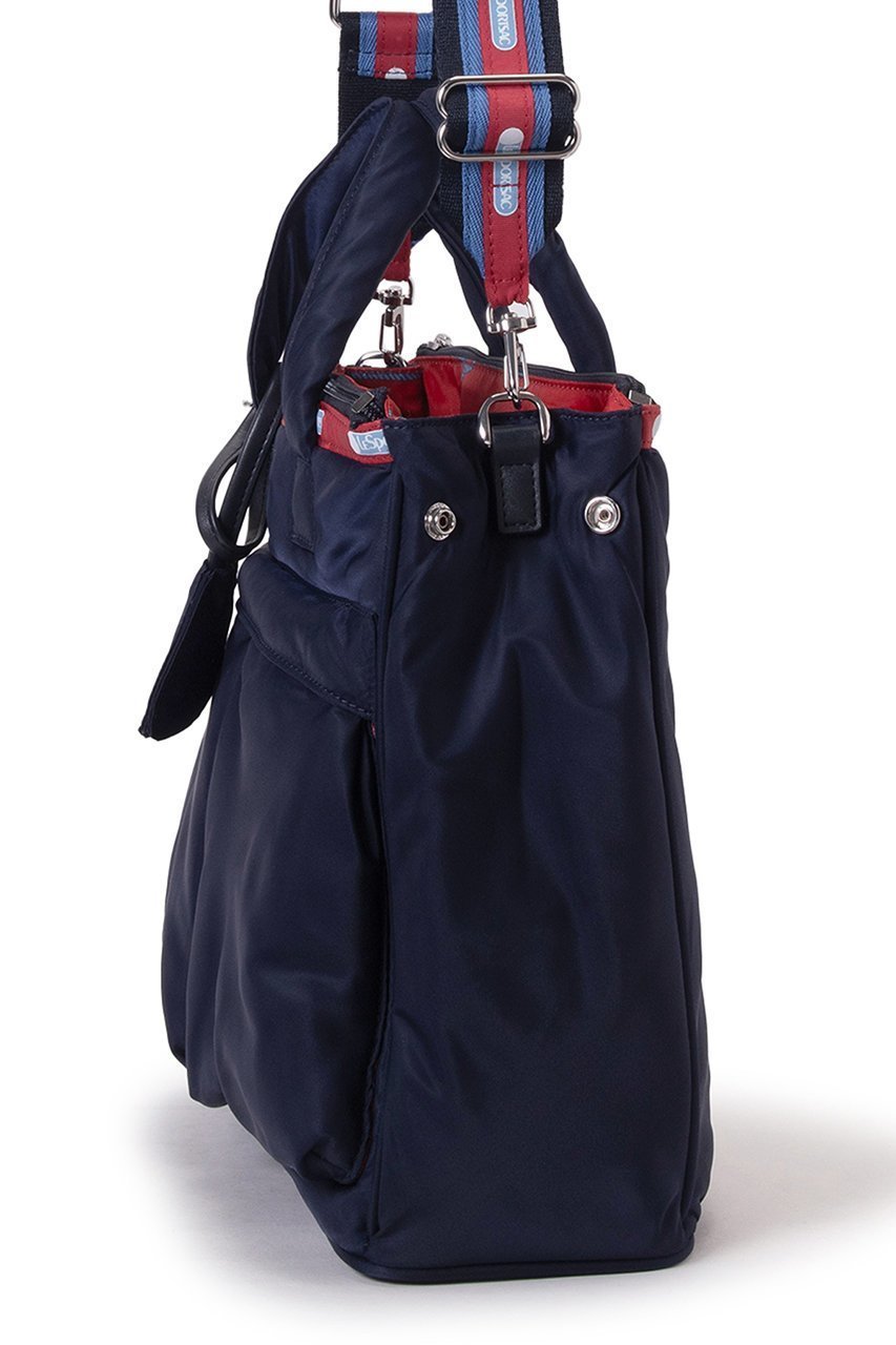 【レスポートサック/LeSportsac】の【LeSportsac Atelier】ミディアムヘルメットトート 人気、トレンドファッション・服の通販 founy(ファニー) 　ファッション　Fashion　レディースファッション　Fashion for Women　バッグ　Bags　スポーツウェア　Functional & Stylish Sportswear　スポーツバッグ・ジム用ポーチ・バックパック　Gym Bag / Sports Backpack / Pouch for Training　春　Spring　コレクション　Collection, Seasonal Line　軽量　Lightweight, Ultra Light　財布　Wallet, Purse　ニューヨーク　New York, NYC Style　ポケット　Pocket, Pocket Detail　モダン　Modern, Contemporary　S/S・春夏　SS, Spring/Summer, Warm Season　夏　Summer　旅行　Travel　新作・新入荷　New Arrivals / New In　other-3|ID: prp329100004922448 ipo3291000000036934880