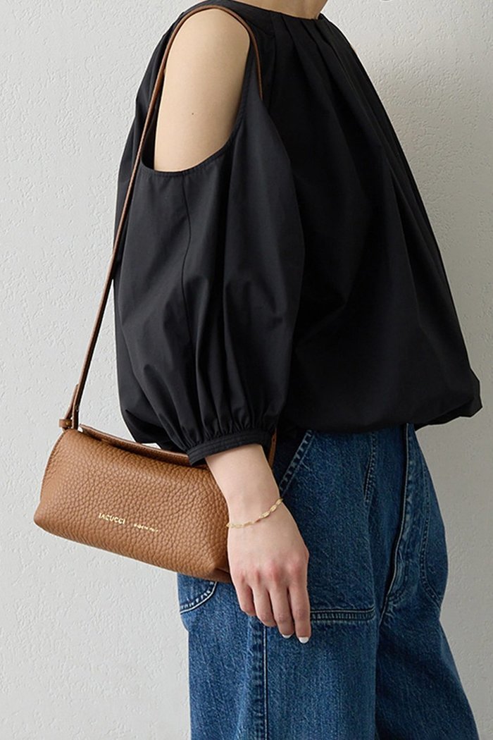 【ウィムガゼット/Whim Gazette】の【IACUCCI】ラーナ SD ALCE インテリア・キッズ・メンズ・レディースファッション・服の通販 founy(ファニー) https://founy.com/ ファッション Fashion レディースファッション Fashion for Women バッグ Bags イタリア Italy エレガント 上品 Elegant コンパクト Compact, Small Size ショルダー Shoulder, Shoulder Strap 人気 Popular, Best Seller フォルム Silhouette, Form 別注 Limited Edition, Custom Order マグネット Magnet, Magnetic Closure リップ Lip, Lip Motif 新作・新入荷 New Arrivals / New In |ID: prp329100004922477 ipo3291000000036935076