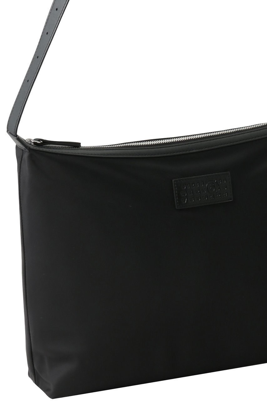 【エムエム6 メゾン マルタン マルジェラ/MM6 Maison Martin Margiela】の【UNISEX】ナイロン クロスボディバッグ 人気、トレンドファッション・服の通販 founy(ファニー) 　ファッション　Fashion　レディースファッション　Fashion for Women　バッグ　Bags　ユニセックス　Unisex, Genderless　トレンド　Trend, Trending Now　フィット　Fit, Slim Fit　リラックス　Relax, Relaxed Fit　エレガント 上品　Elegant　新作・新入荷　New Arrivals / New In　other-4|ID: prp329100004922482 ipo3291000000036935123