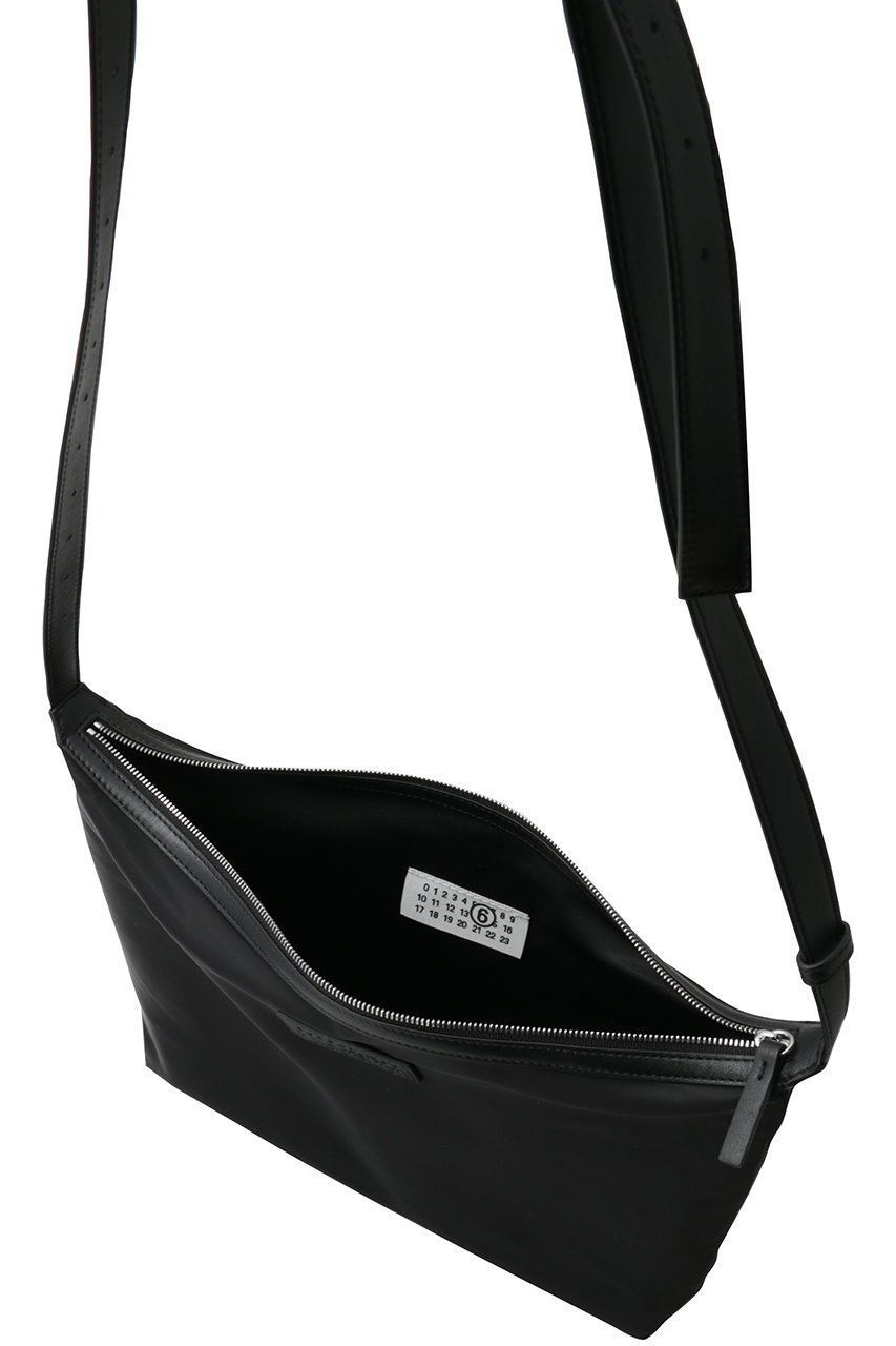 【エムエム6 メゾン マルタン マルジェラ/MM6 Maison Martin Margiela】の【UNISEX】ナイロン クロスボディバッグ 人気、トレンドファッション・服の通販 founy(ファニー) 　ファッション　Fashion　レディースファッション　Fashion for Women　バッグ　Bags　ユニセックス　Unisex, Genderless　トレンド　Trend, Trending Now　フィット　Fit, Slim Fit　リラックス　Relax, Relaxed Fit　エレガント 上品　Elegant　新作・新入荷　New Arrivals / New In　other-5|ID: prp329100004922482 ipo3291000000036935125