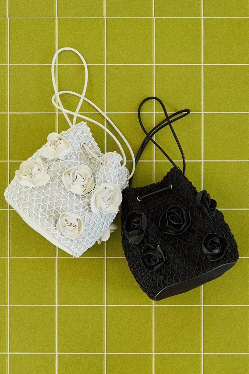 【メゾンスペシャル/MAISON SPECIAL】のRose Motif Drawstring Bag/ローズモチーフドローストリングバッグ 人気、トレンドファッション・服の通販 founy(ファニー) 　ファッション　Fashion　レディースファッション　Fashion for Women　バッグ　Bags　アクセサリー　Fashion Accessories　コンパクト　Compact, Small Size　ショルダー　Shoulder, Shoulder Strap　メッシュ　Mesh, Net Fabric　モチーフ　Motif, Design Theme　ローズ　Rose, Rose Motif　新作・新入荷　New Arrivals / New In　other-8|ID: prp329100004922507 ipo3291000000036935300
