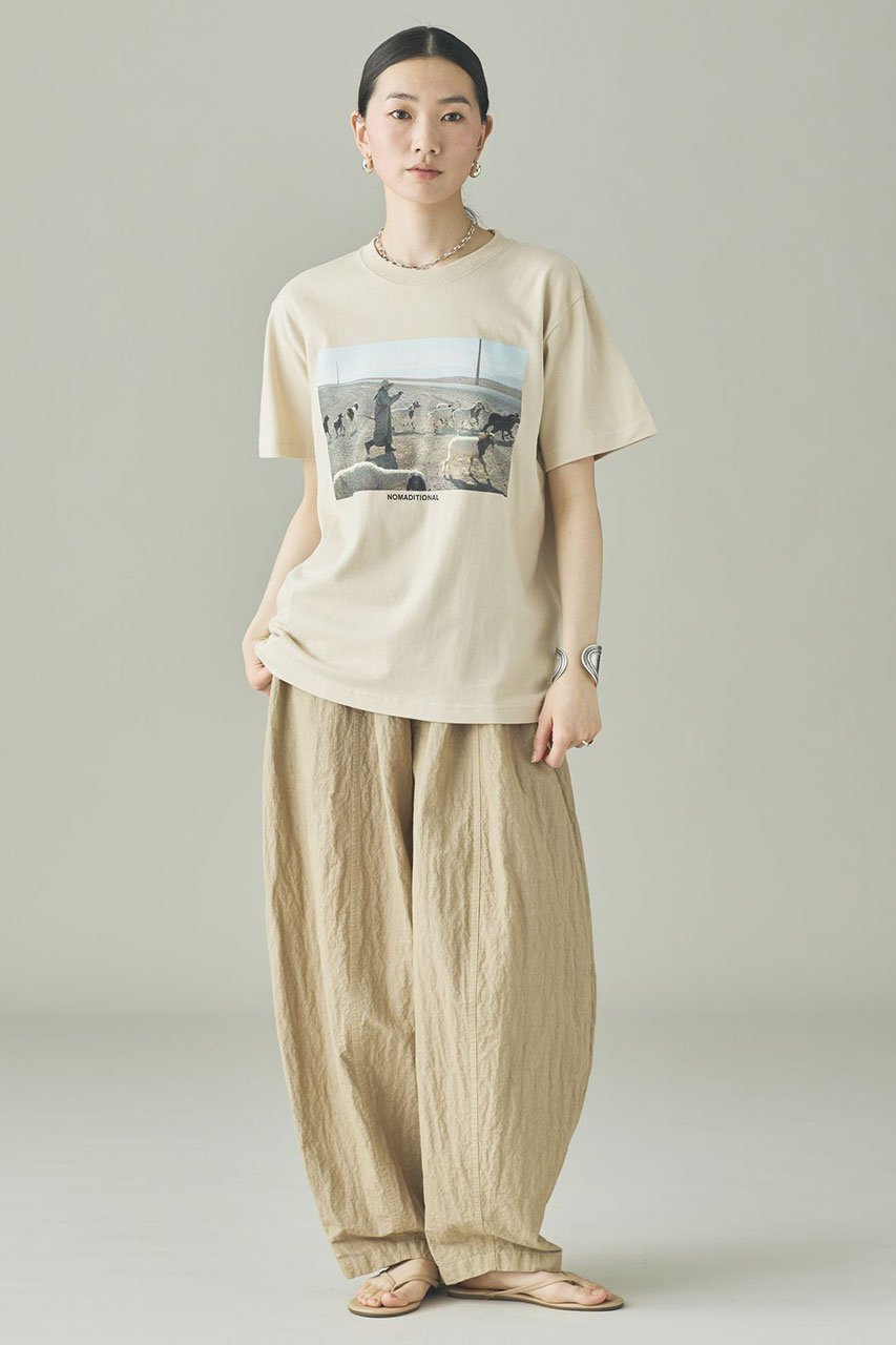 【カレンソロジー/Curensology】のノマディショナルTシャツ 人気、トレンドファッション・服の通販 founy(ファニー) 　ファッション　Fashion　レディースファッション　Fashion for Women　トップス・カットソー　Cut & Sew Tops　シャツ・ブラウス・オフィスカジュアル　Elegant Blouses & Button-Ups　ロングTシャツ・Tシャツ　Longline T-Shirts & Tees　カットソー・ベーシックTシャツ　Cut-and-Sewn Tops / Stretch Tees & Basics　ショート　Short, Short Length　スリーブ　Sleeve, Long Sleeve / Short Sleeve　プリント　Print, Printed Pattern　今季　This Season, Current Season　新作・新入荷　New Arrivals / New In　other-5|ID: prp329100004922663 ipo3291000000036936404