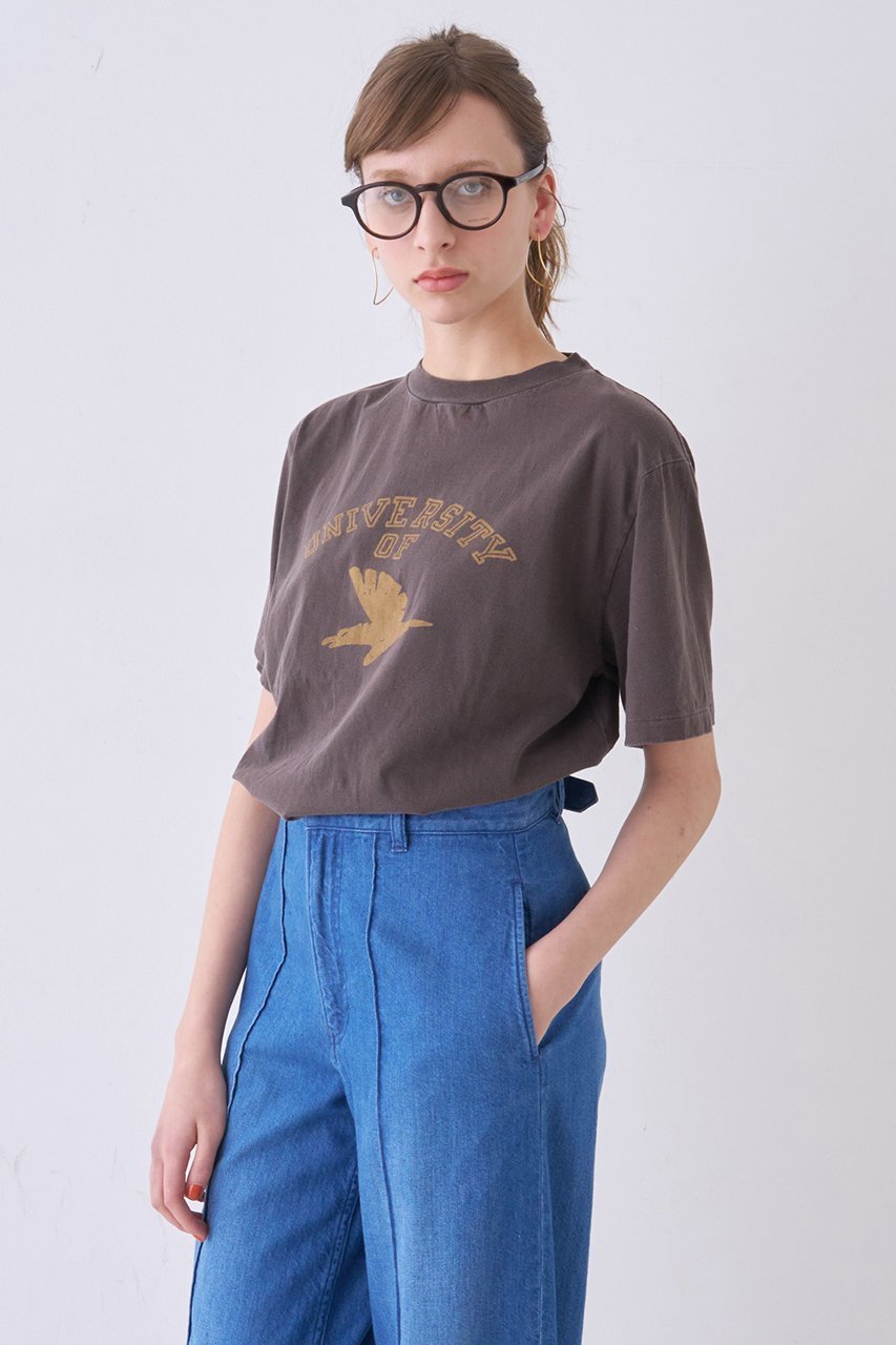 【デザイン ワークス/DESIGN WORKS】の【REMI RELIEF】別注ロゴTシャツ LW加工(UNIVERSITY) 人気、トレンドファッション・服の通販 founy(ファニー) 　ファッション　Fashion　レディースファッション　Fashion for Women　トップス・カットソー　Cut & Sew Tops　シャツ・ブラウス・オフィスカジュアル　Elegant Blouses & Button-Ups　ロングTシャツ・Tシャツ　Longline T-Shirts & Tees　カットソー・ベーシックTシャツ　Cut-and-Sewn Tops / Stretch Tees & Basics　おすすめ　Recommended / Our Picks　ウォッシュ　Washed Finish　ショート　Short, Short Length　スリーブ　Sleeve, Long Sleeve / Short Sleeve　デニム　Denim, Jeans Material　フェミニン　Feminine, Girly　ヴィンテージ　Vintage Style　別注　Limited Edition, Custom Order　定番　Standard, Basic Item　新作・新入荷　New Arrivals / New In　other-8|ID: prp329100004922693 ipo3291000000036936638