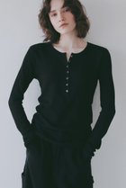 【エトレトウキョウ/ETRE TOKYO】の【4/16 19:00販売開始】シアーワッフルヘンリーネックプルオーバー ブラック|ID: prp329100004922785 ipo3291000000036937440