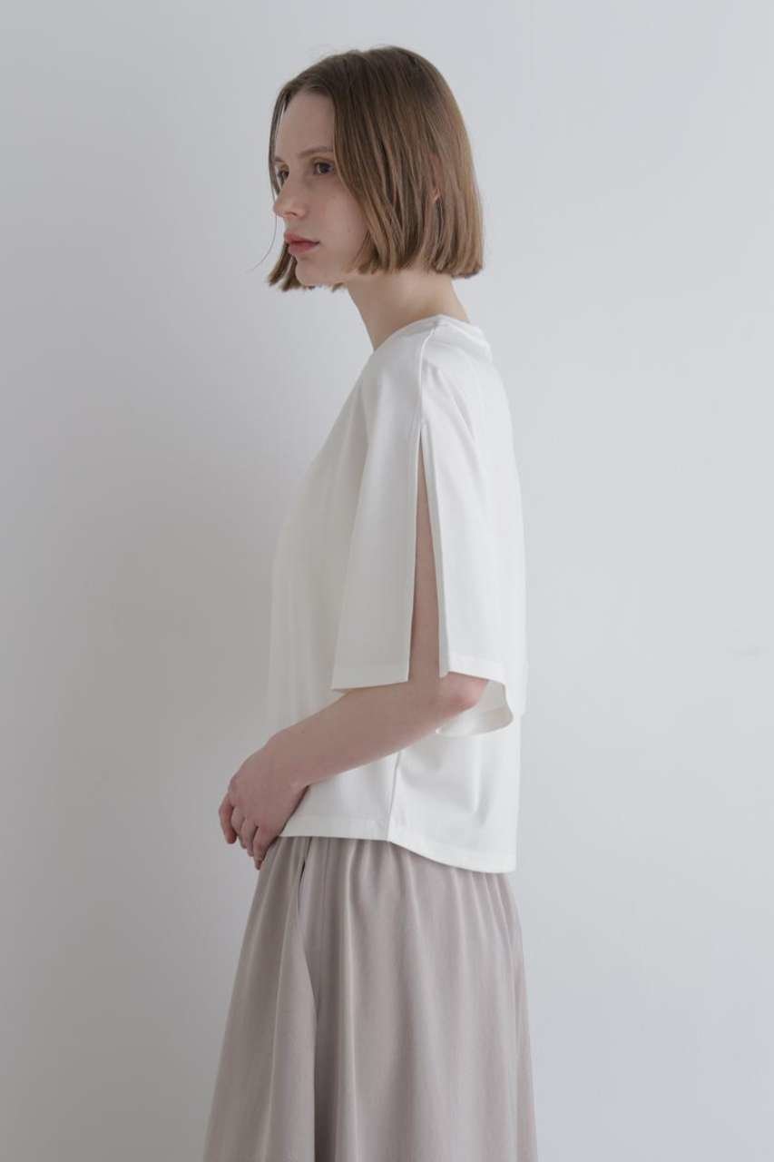 【ル フィル/LE PHIL】のスムーススリットプルオーバー 人気、トレンドファッション・服の通販 founy(ファニー) 　ファッション　Fashion　レディースファッション　Fashion for Women　トップス・カットソー　Cut & Sew Tops　シャツ・ブラウス・オフィスカジュアル　Elegant Blouses & Button-Ups　ロングTシャツ・Tシャツ　Longline T-Shirts & Tees　カジュアルプルオーバー・ニットトップス　Pullovers & Knit Tops / Casual Pullovers　カットソー・ベーシックTシャツ　Cut-and-Sewn Tops / Stretch Tees & Basics　ショート　Short, Short Length　スタンダード　Standard, Basic　スリット　Slit, Slit Detail　スリーブ　Sleeve, Long Sleeve / Short Sleeve　テーパード　Tapered, Tapered Pants　エレガント 上品　Elegant　新作・新入荷　New Arrivals / New In　other-4|ID: prp329100004922818 ipo3291000000036937741