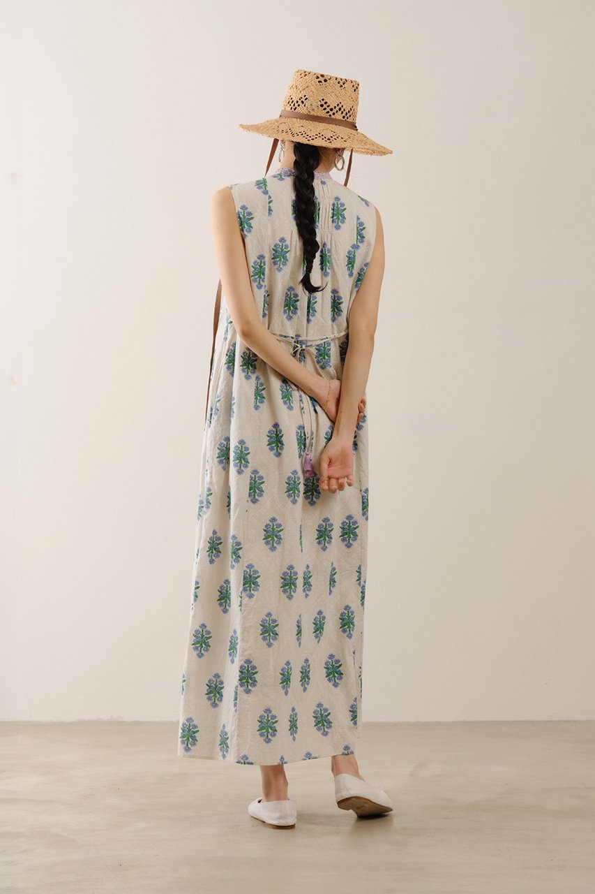 【ヌキテパ/NE QUITTEZ PAS】のCotton Jacquard Iberis print Embroideryノースリーブドレス 人気、トレンドファッション・服の通販 founy(ファニー) 　ファッション　Fashion　レディースファッション　Fashion for Women　ワンピース　Dresses　フォーマル・パーティードレス・結婚式用ドレス　Elegant & Casual Dresses　チュニック　Tunic Tops & Dresses　ギャザー　Gathered, Ruffled　ジャカード／ジャガード　Jacquard, Woven Pattern　タッセル　Tassel, Fringe　チュニック　Tunic, Long Top　ドレス　Dress, One-Piece　ノースリーブ　Sleeveless, No-Sleeve　フェミニン　Feminine, Girly　プリント　Print, Printed Pattern　リボン　Ribbon, Bow　ロング　Long, Long-Length　新作・新入荷　New Arrivals / New In　other-8|ID: prp329100004922991 ipo3291000000036939216