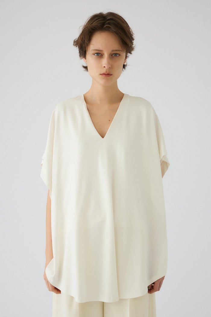 【リムアーク/RIM.ARK】のRelaxed flap tops/トップス インテリア・キッズ・メンズ・レディースファッション・服の通販 founy(ファウニー) https://founy.com/ ファッション Fashion レディースファッション Fashion for Women トップス・カットソー Cut & Sew Tops シャツ・ブラウス・オフィスカジュアル Elegant Blouses & Button-Ups おすすめ Recommended / Our Picks エレガント 上品 Elegant カットソー Cut and Sewn Top サンダル Sandals, Summer Shoes ショート Short, Short Length スリーブ Sleeve, Long Sleeve / Short Sleeve セットアップ Set-Up, Coordinated Outfit ドッキング Docking, Mixed Material ドレープ Drape, Draping Fabric ノースリーブ Sleeveless, No-Sleeve バランス Balance, Style Balance バングル Bangle, Bracelet フラット Flat, Flat Shoes フラップ Flap, Flap Pocket リラックス Relax, Relaxed Fit |ID: prp329100004923153 ipo3291000000036940574