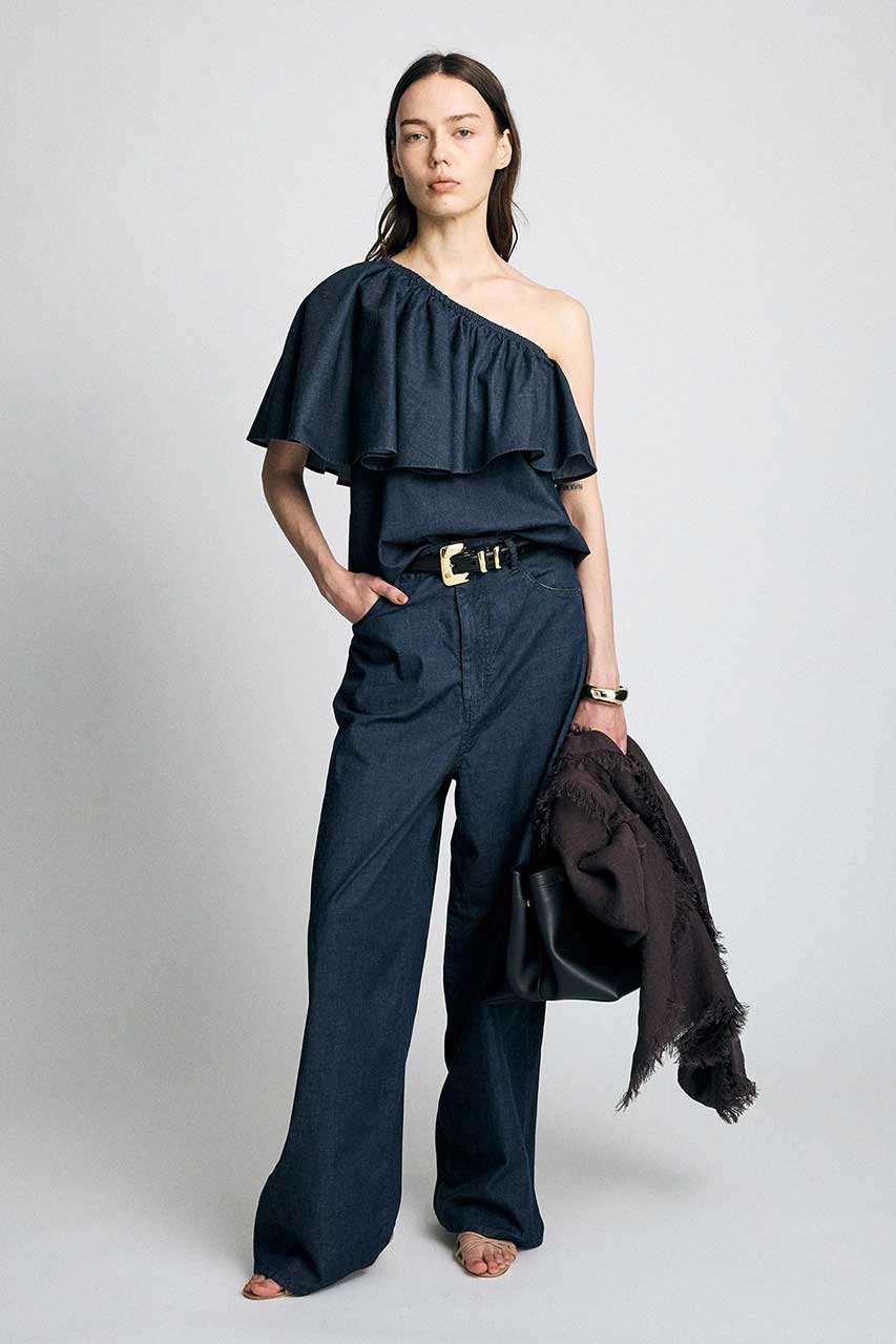 【ブリル/BRILL】のデニムワンショルプルオーバー 人気、トレンドファッション・服の通販 founy(ファニー) 　ファッション　Fashion　レディースファッション　Fashion for Women　トップス・カットソー　Cut & Sew Tops　シャツ・ブラウス・オフィスカジュアル　Elegant Blouses & Button-Ups　カジュアルプルオーバー・ニットトップス　Pullovers & Knit Tops / Casual Pullovers　ギャザー　Gathered, Ruffled　ショルダー　Shoulder, Shoulder Strap　ショート　Short, Short Length　スリーブ　Sleeve, Long Sleeve / Short Sleeve　フレア　Flare, Flared　新作・新入荷　New Arrivals / New In　other-6|ID: prp329100004923186 ipo3291000000036940855