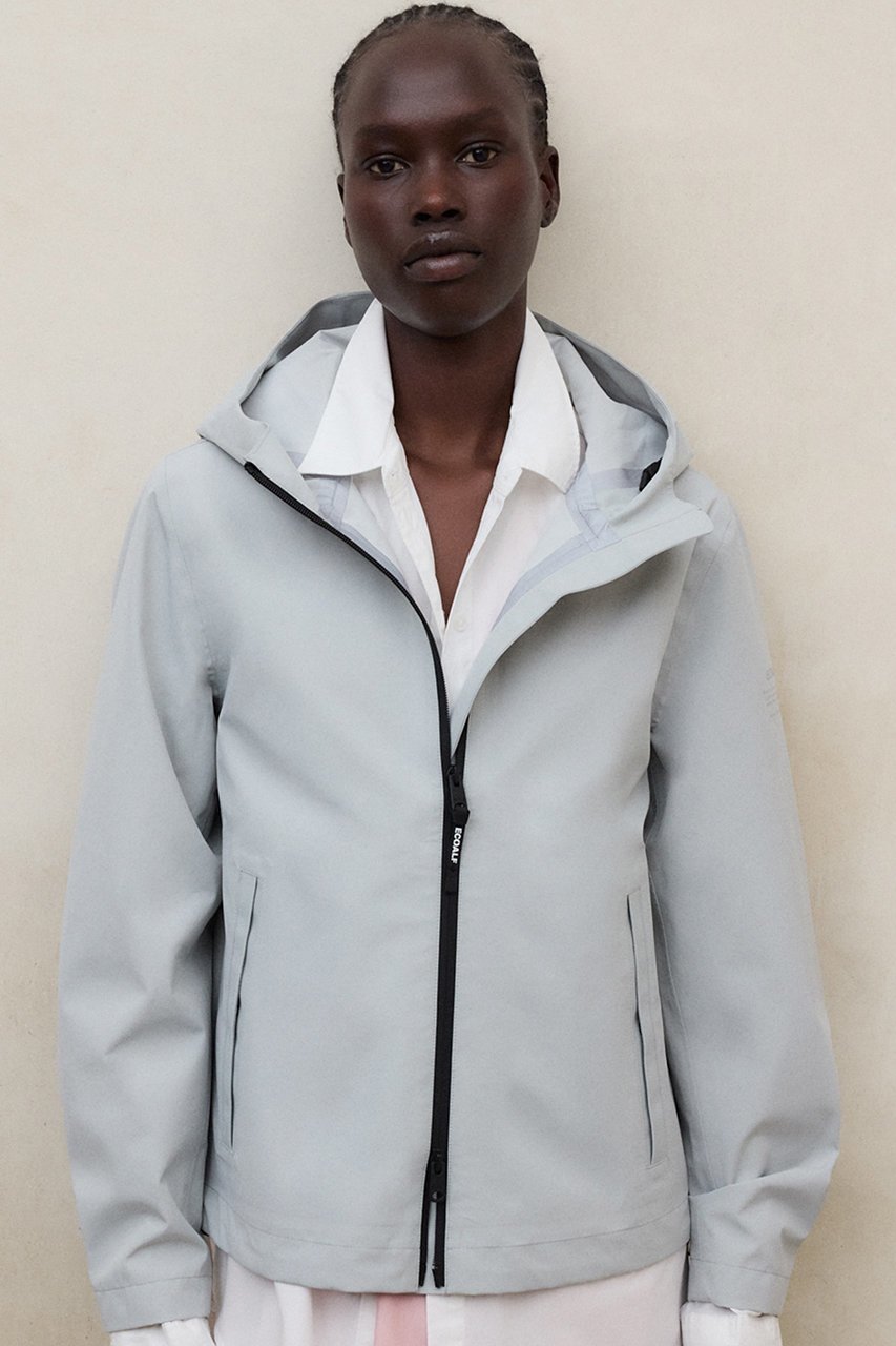 【エコアルフ/ECOALF】のVENIS ジャケット / VENIS JACKET WOMAN インテリア・キッズ・メンズ・レディースファッション・服の通販 founy(ファニー) 　ファッション　Fashion　レディースファッション　Fashion for Women　アウター　Coat / Outerwear Collection　レディースジャケット・軽アウター　Jackets　ブルゾンジャケット・スポーティアウター　Blouson Jackets　コーティング　Coating, Coated Finish　ジャケット　Jacket, Outerwear　スマート　Smart, Elegant　ブルゾン　Blouson, Bomber Jacket　新作・新入荷　New Arrivals / New In　軽量　Lightweight, Ultra Light　ライトグレー|ID: prp329100004923287 ipo3291000000036941783