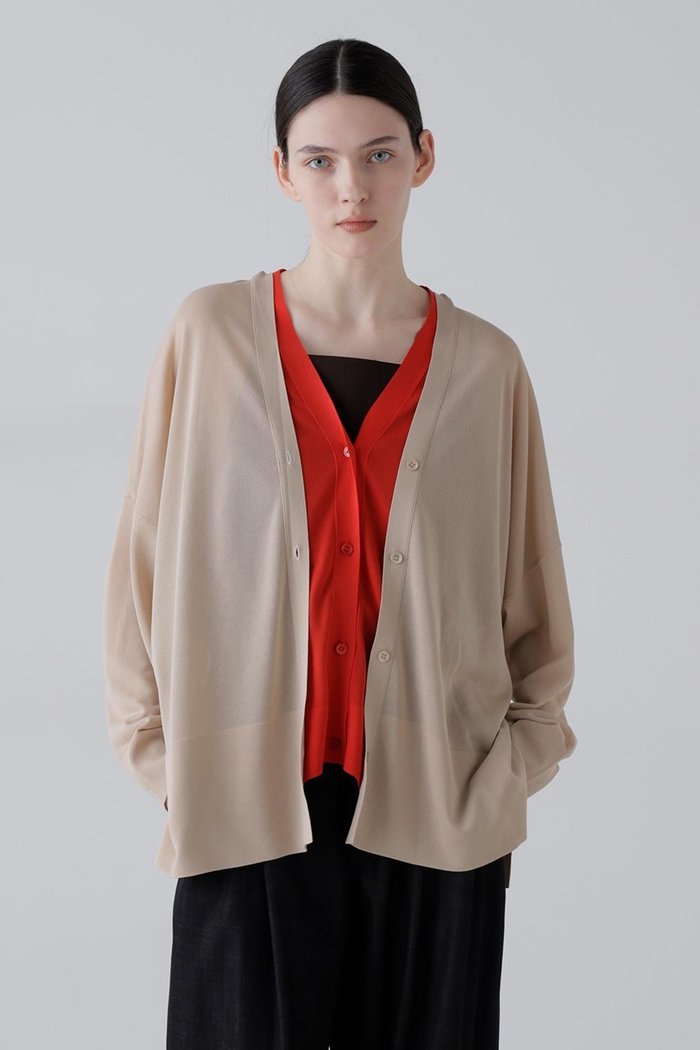 【アドーア/ADORE】のレイヤードニット インテリア・キッズ・メンズ・レディースファッション・服の通販 founy(ファニー) https://founy.com/ ファッション Fashion レディースファッション Fashion for Women トップス・カットソー Cut & Sew Tops ニット Knit Tops & Sweaters カジュアルプルオーバー・ニットトップス Pullovers & Knit Tops / Casual Pullovers カーディガン Cardigan, Knitwear ロング Long, Long-Length エレガント 上品 Elegant 夏 Summer 春 Spring S/S・春夏 SS, Spring/Summer, Warm Season |ID: prp329100004923396 ipo3291000000036942668