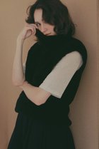 【エトレトウキョウ/ETRE TOKYO】の【4/16 19:00販売開始】モールヤーンハイネックニットベスト ブラック|ID: prp329100004923450 ipo3291000000036943035