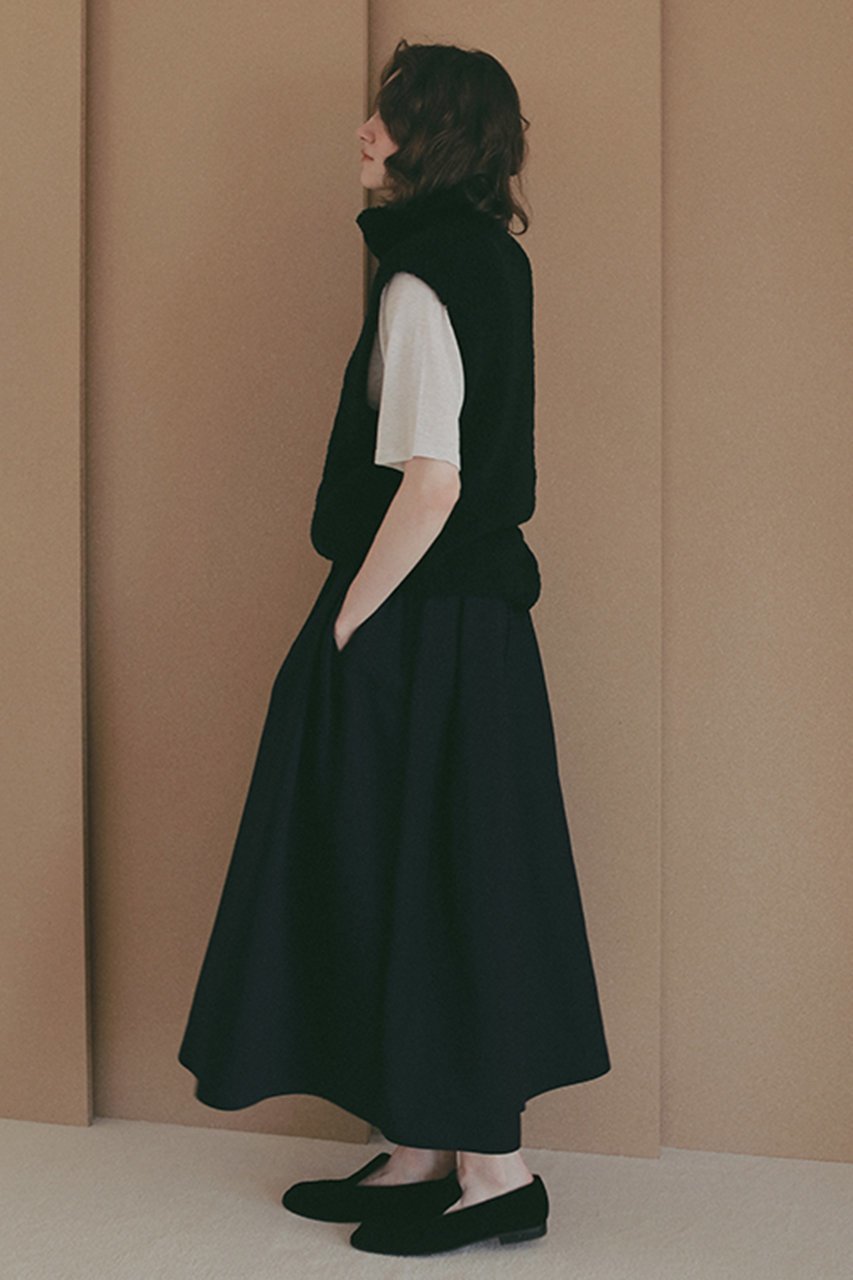 【エトレトウキョウ/ETRE TOKYO】の【4/16 19:00販売開始】モールヤーンハイネックニットベスト 人気、トレンドファッション・服の通販 founy(ファニー) 　ファッション　Fashion　レディースファッション　Fashion for Women　トップス・カットソー　Cut & Sew Tops　ニット　Knit Tops & Sweaters　ベスト&ジレ / 重ね着スタイル　Vests & Gilets　カジュアルプルオーバー・ニットトップス　Pullovers & Knit Tops / Casual Pullovers　シンプル　Simple, Minimal　バランス　Balance, Style Balance　フォルム　Silhouette, Form　リラックス　Relax, Relaxed Fit　A/W・秋冬　Autumn/Winter　おすすめ　Recommended / Our Picks　新作・新入荷　New Arrivals / New In　other-4|ID: prp329100004923450 ipo3291000000036943041