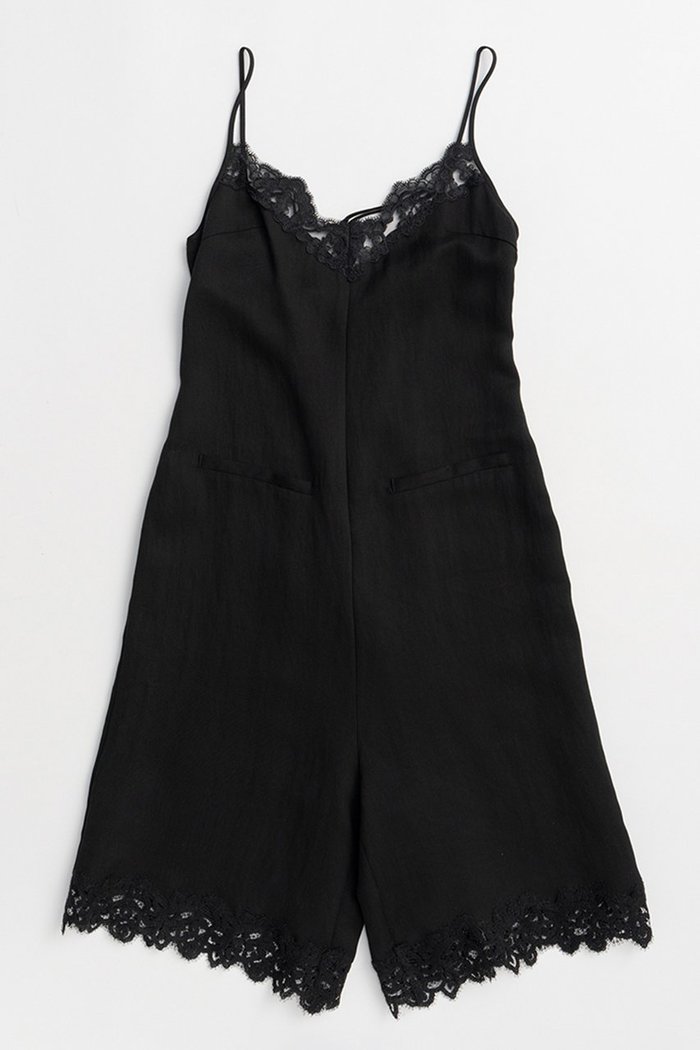 【メゾンスペシャル/MAISON SPECIAL】のLace Trim Short Jumpsuit/レーストリムショートジャンプスーツ インテリア・キッズ・メンズ・レディースファッション・服の通販 founy(ファニー) https://founy.com/ ファッション Fashion レディースファッション Fashion for Women パンツ Pants & Trousers サマー Summer, Summer Style シンプル Simple, Minimal デコルテ Décolleté, Neckline バランス Balance, Style Balance フィット Fit, Slim Fit レース Lace, Lace Fabric 新作・新入荷 New Arrivals / New In |ID: prp329100004923795 ipo3291000000036945360