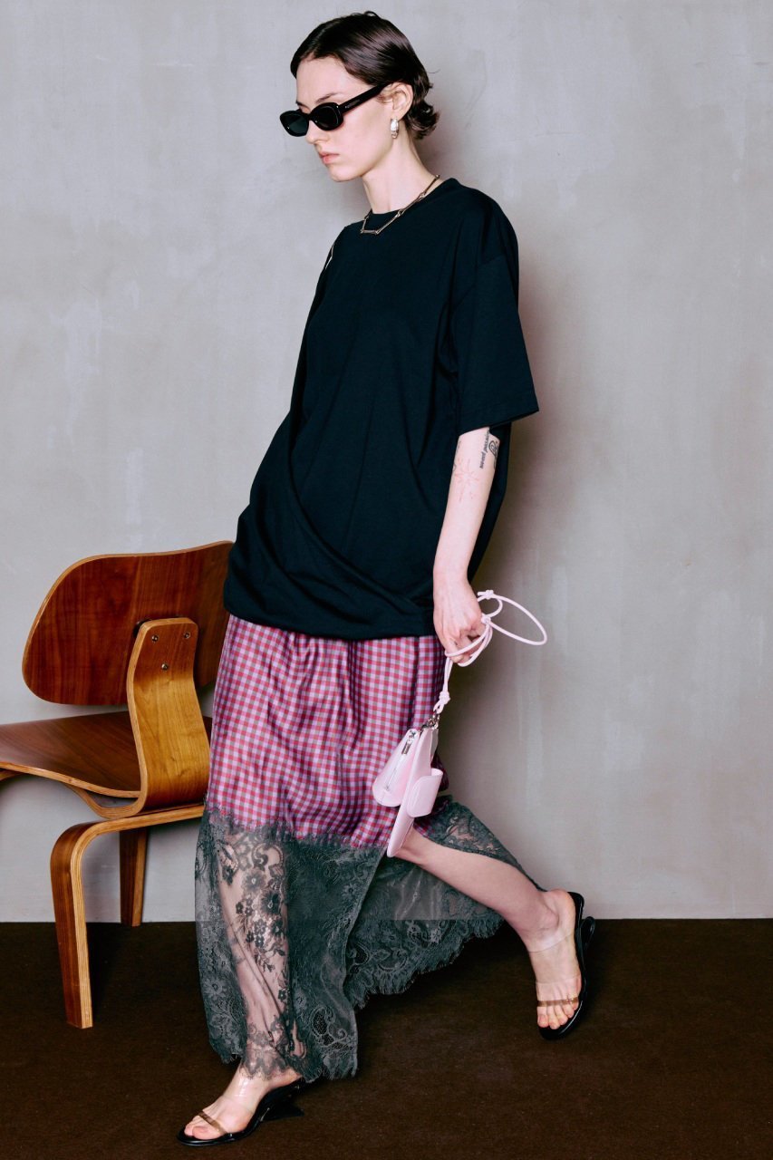 【メゾンスペシャル/MAISON SPECIAL】のCheck Lace Tight Skirt/チェックレースタイトスカート 人気、トレンドファッション・服の通販 founy(ファニー) 　ファッション　Fashion　レディースファッション　Fashion for Women　スカート　Skirts　ロングスカート　Long Skirts / Maxi & Midi Skirts　チェック　Check, Plaid, Tartan　ビビッド　Vivid, Bright Tone　レース　Lace, Lace Fabric　ロング　Long, Long-Length　今季　This Season, Current Season　新作・新入荷　New Arrivals / New In　other-3|ID: prp329100004923888 ipo3291000000036946109