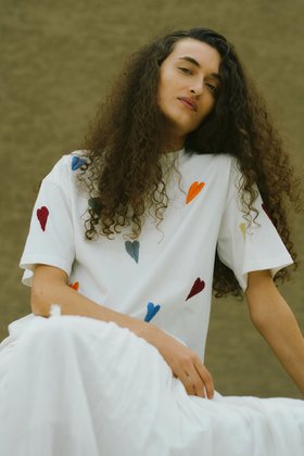 【ガリャルダガランテ/GALLARDAGALANTE】 【Dhritie】リーフ刺繍Tee人気、トレンドファッション・服の通販 founy(ファニー) ファッション Fashion レディースファッション Fashion for Women トップス・カットソー Cut & Sew Tops シャツ・ブラウス・オフィスカジュアル Elegant Blouses & Button-Ups ロングTシャツ・Tシャツ Longline T-Shirts & Tees カットソー・ベーシックTシャツ Cut-and-Sewn Tops / Stretch Tees & Basics カットソー Cut and Sewn Top ショート Short, Short Length スリーブ Sleeve, Long Sleeve / Short Sleeve リーフ Leaf, Botanical Leaf ワイド Wide, Wide Fit |ID:prp329100004924689