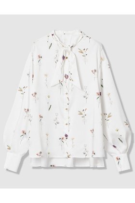 【アナイ/ANAYI】 ボタニカルサテンプリントスカーフタイ ブラウス人気、トレンドファッション・服の通販 founy(ファニー) ファッション Fashion レディースファッション Fashion for Women トップス・カットソー Cut & Sew Tops シャツ・ブラウス・オフィスカジュアル Elegant Blouses & Button-Ups ショルダー Shoulder, Shoulder Strap シンプル Simple, Minimal スカーフ Scarf, Neckwear スタンド Stand Collar, Upright Stand スリーブ Sleeve, Long Sleeve / Short Sleeve ドロップ Drop Shoulder, Dropped Style プリント Print, Printed Pattern ボタニカル Botanical, Floral Pattern モチーフ Motif, Design Theme リラックス Relax, Relaxed Fit ロング Long, Long-Length |ID:prp329100004924694