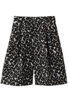 【アンクレイヴ/uncrave】のレオパードジャガード ショートトラウザー 人気、トレンドファッション・服の通販 founy(ファニー) ファッション Fashion レディースファッション Fashion for Women パンツ Pants & Trousers ショートパンツ・ハーフパンツ High-Waisted & Relaxed Shorts アクリル Acrylic Material ショート Short, Short Length ジャカード／ジャガード Jacquard, Woven Pattern ダメージ Distressed, Destroyed フロント Front, Front Design ブルゾン Blouson, Bomber Jacket ベーシック Basic, Essential レオパード Leopard, Animal Print thumbnail レオパード|ID: prp329100004924725 ipo3291000000036952820