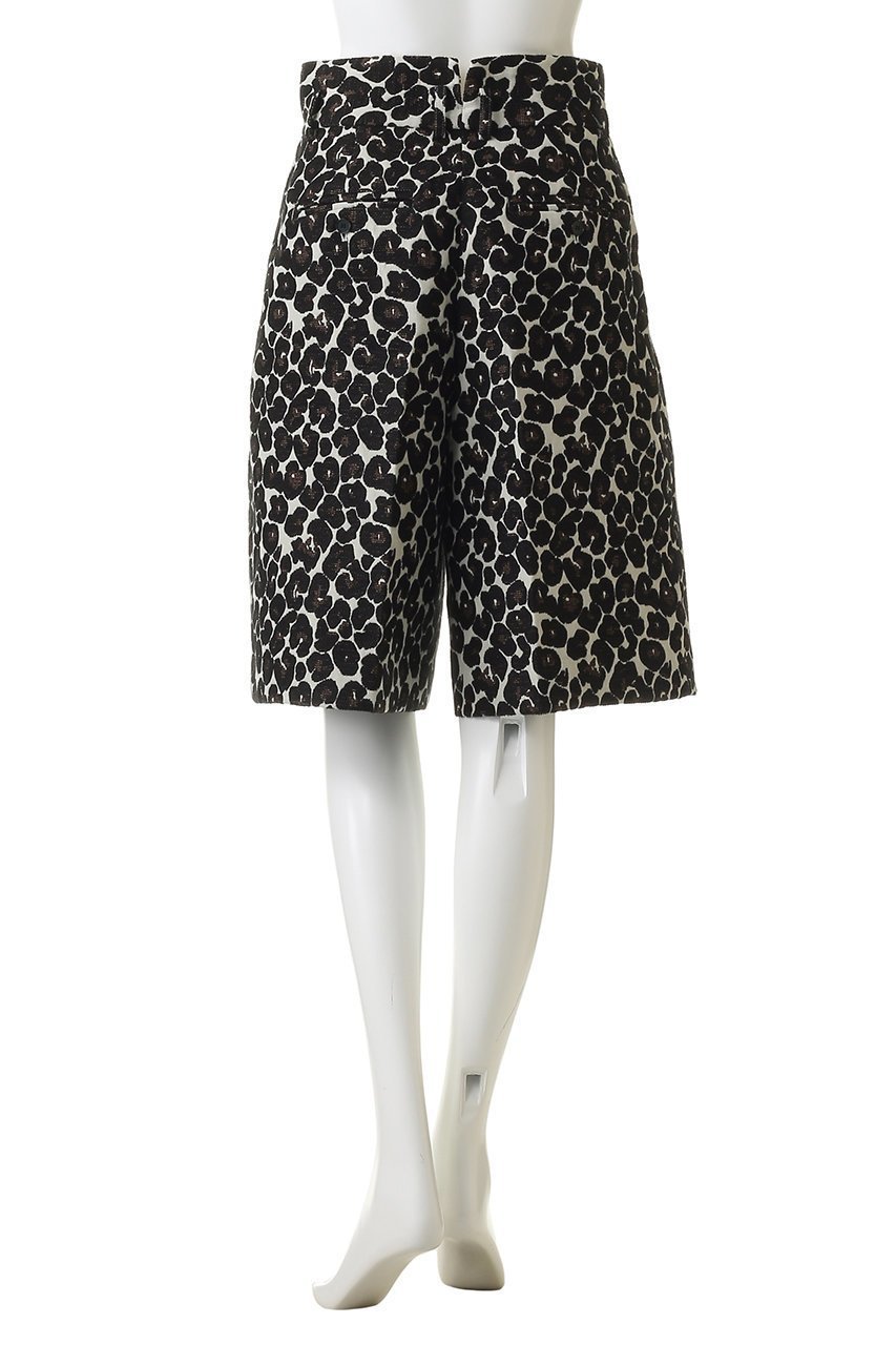 【アンクレイヴ/uncrave】のレオパードジャガード ショートトラウザー 人気、トレンドファッション・服の通販 founy(ファニー) 　ファッション　Fashion　レディースファッション　Fashion for Women　パンツ　Pants & Trousers　ショートパンツ・ハーフパンツ　High-Waisted & Relaxed Shorts　アクリル　Acrylic Material　ショート　Short, Short Length　ジャカード／ジャガード　Jacquard, Woven Pattern　ダメージ　Distressed, Destroyed　フロント　Front, Front Design　ブルゾン　Blouson, Bomber Jacket　ベーシック　Basic, Essential　レオパード　Leopard, Animal Print　other-4|ID: prp329100004924725 ipo3291000000036952825