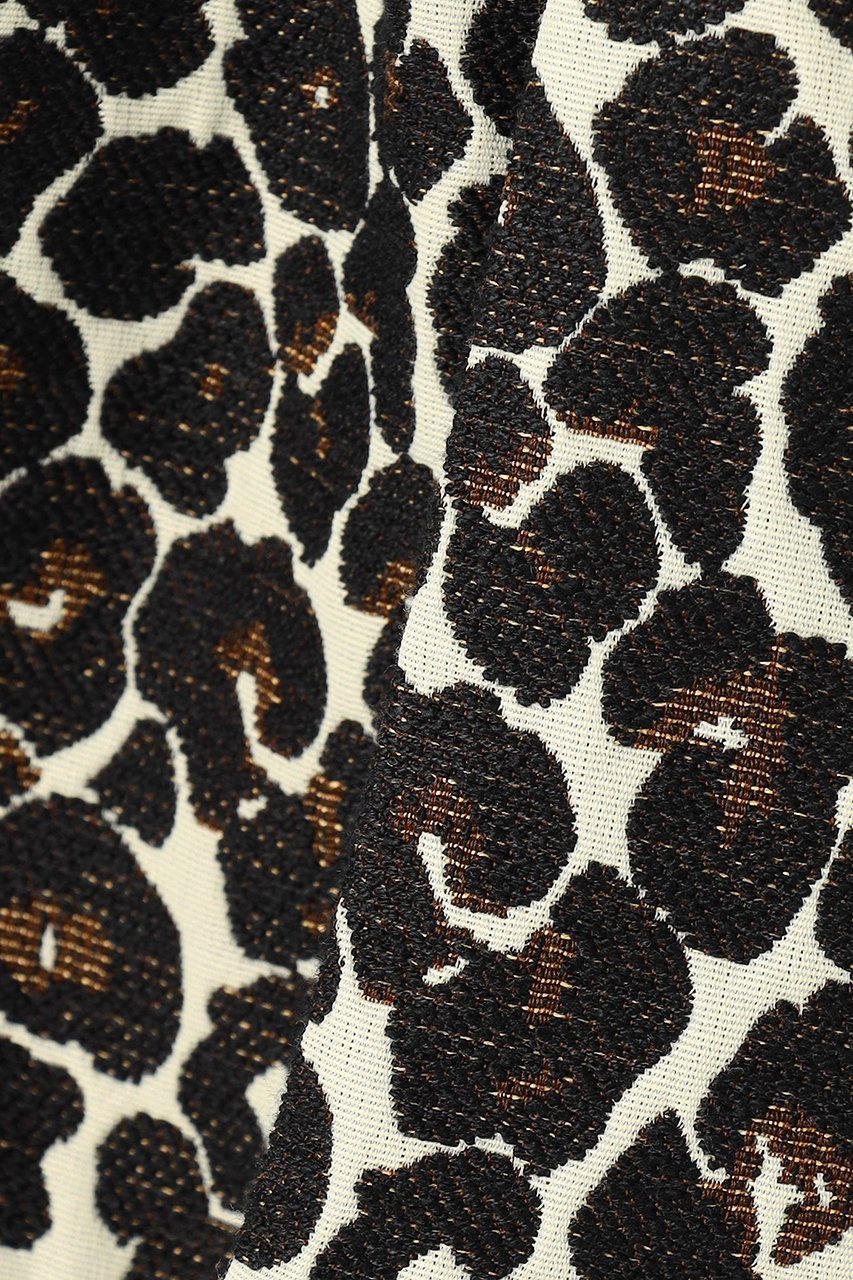 【アンクレイヴ/uncrave】のレオパードジャガード ショートトラウザー 人気、トレンドファッション・服の通販 founy(ファニー) 　ファッション　Fashion　レディースファッション　Fashion for Women　パンツ　Pants & Trousers　ショートパンツ・ハーフパンツ　High-Waisted & Relaxed Shorts　アクリル　Acrylic Material　ショート　Short, Short Length　ジャカード／ジャガード　Jacquard, Woven Pattern　ダメージ　Distressed, Destroyed　フロント　Front, Front Design　ブルゾン　Blouson, Bomber Jacket　ベーシック　Basic, Essential　レオパード　Leopard, Animal Print　other-7|ID: prp329100004924725 ipo3291000000036952829