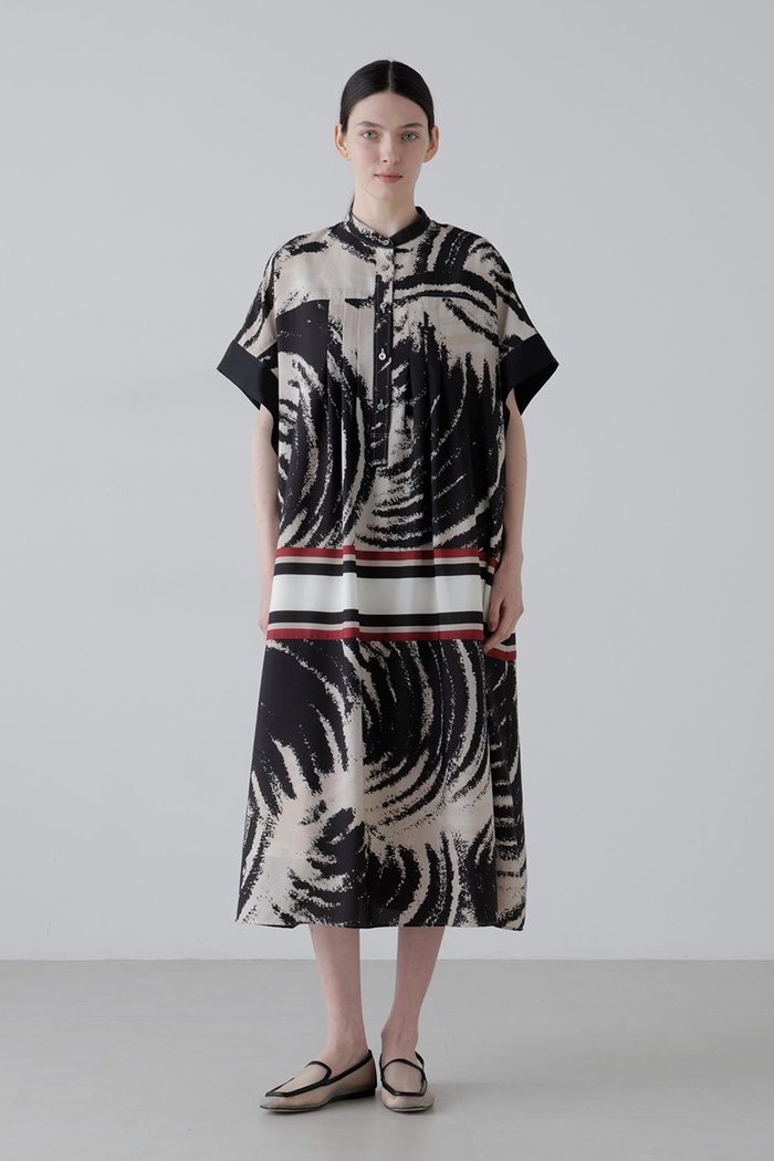 【アドーア/ADORE】のモダントライバルプリントワンピース インテリア・キッズ・メンズ・レディースファッション・服の通販 founy(ファニー) https://founy.com/ ファッション Fashion レディースファッション Fashion for Women ワンピース Dresses チュニック Tunic Tops & Dresses チュニック Tunic, Long Top フロント Front, Front Design プリント Print, Printed Pattern ボーダー Border, Stripe モダン Modern, Contemporary モチーフ Motif, Design Theme ロング Long, Long-Length |ID: prp329100004924900 ipo3291000000036954263