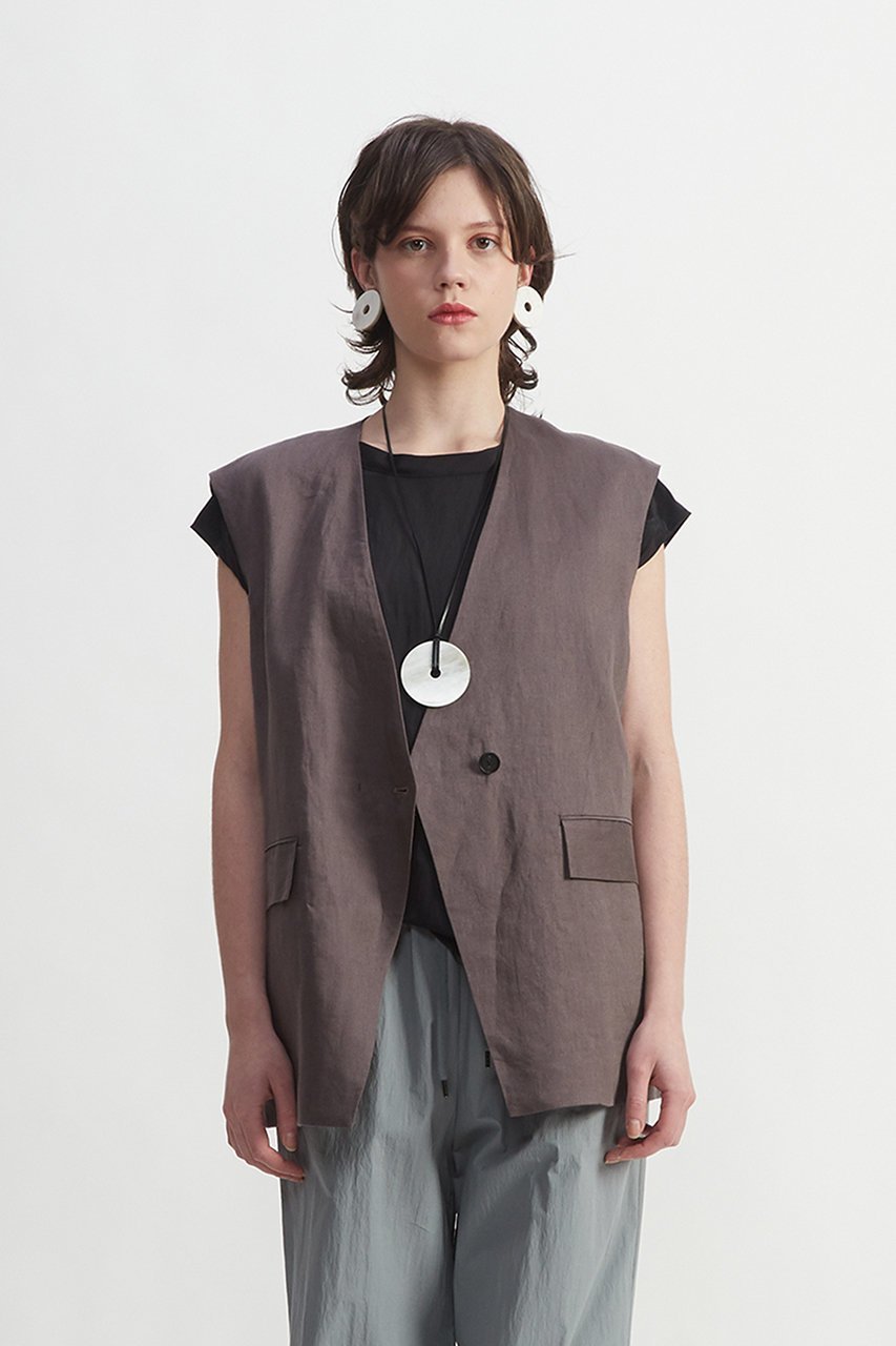 【プレインピープル/PLAIN PEOPLE】のフレンチリネンジレ インテリア・キッズ・メンズ・レディースファッション・服の通販 founy(ファニー) 　ファッション　Fashion　レディースファッション　Fashion for Women　アウター　Coat / Outerwear Collection　レディースジャケット・軽アウター　Jackets　なめらか　Smooth, Silky Texture　カーゴパンツ　Cargo Pants, Utility Pants　コンビネゾン　Jumpsuit, All-in-One　ジャケット　Jacket, Outerwear　バランス　Balance, Style Balance　フレンチ　French, French Style　ベスト　Vest, Waistcoat　ボトム　Bottoms, Lower Wear　リネン　Linen, Linen Fabric　モカ|ID: prp329100004924914 ipo3291000000036954356